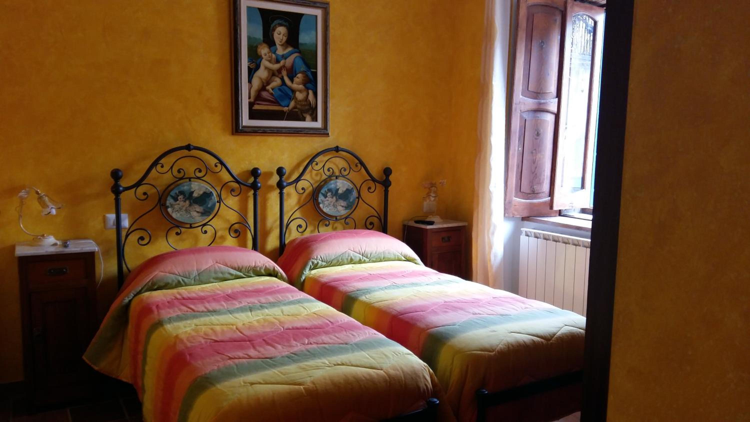 Double or Twin Room with Private Bathroom photo 3