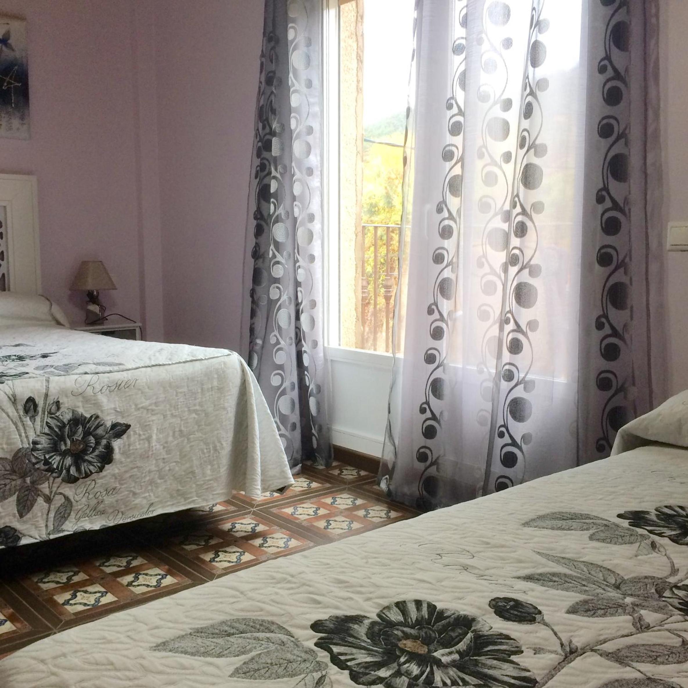 Triple Room - Photo 1