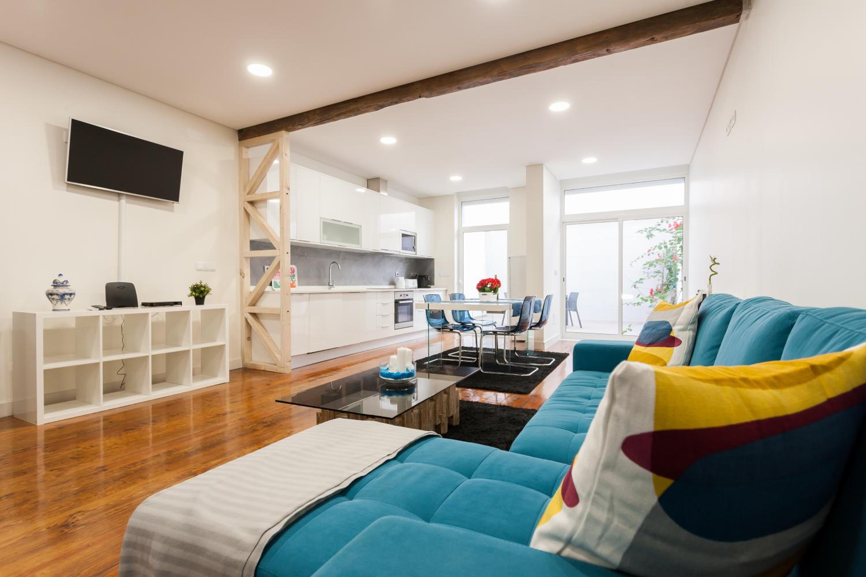 Studio Apartment photo 2