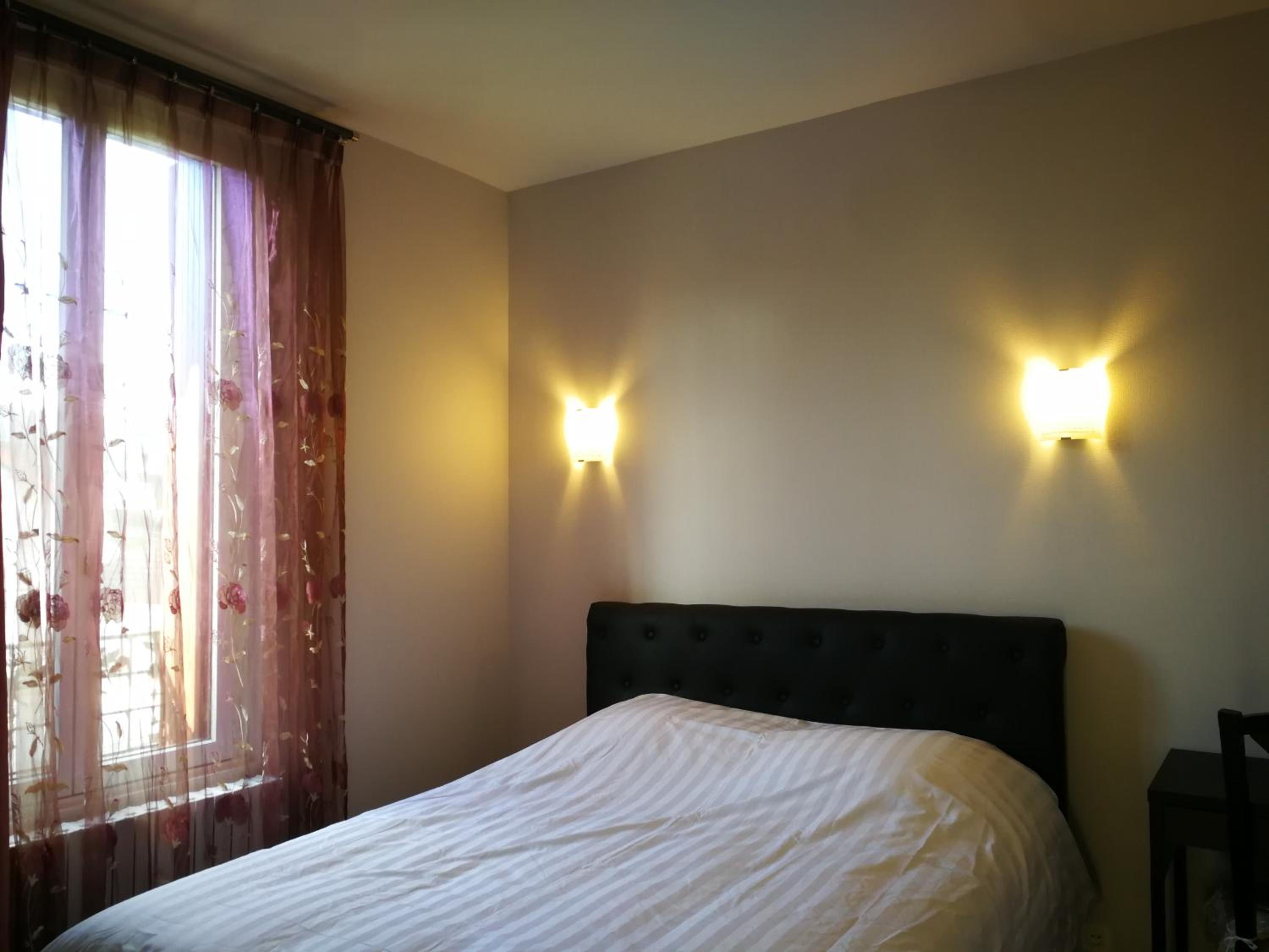 Double Room with Private Bathroom photo 1