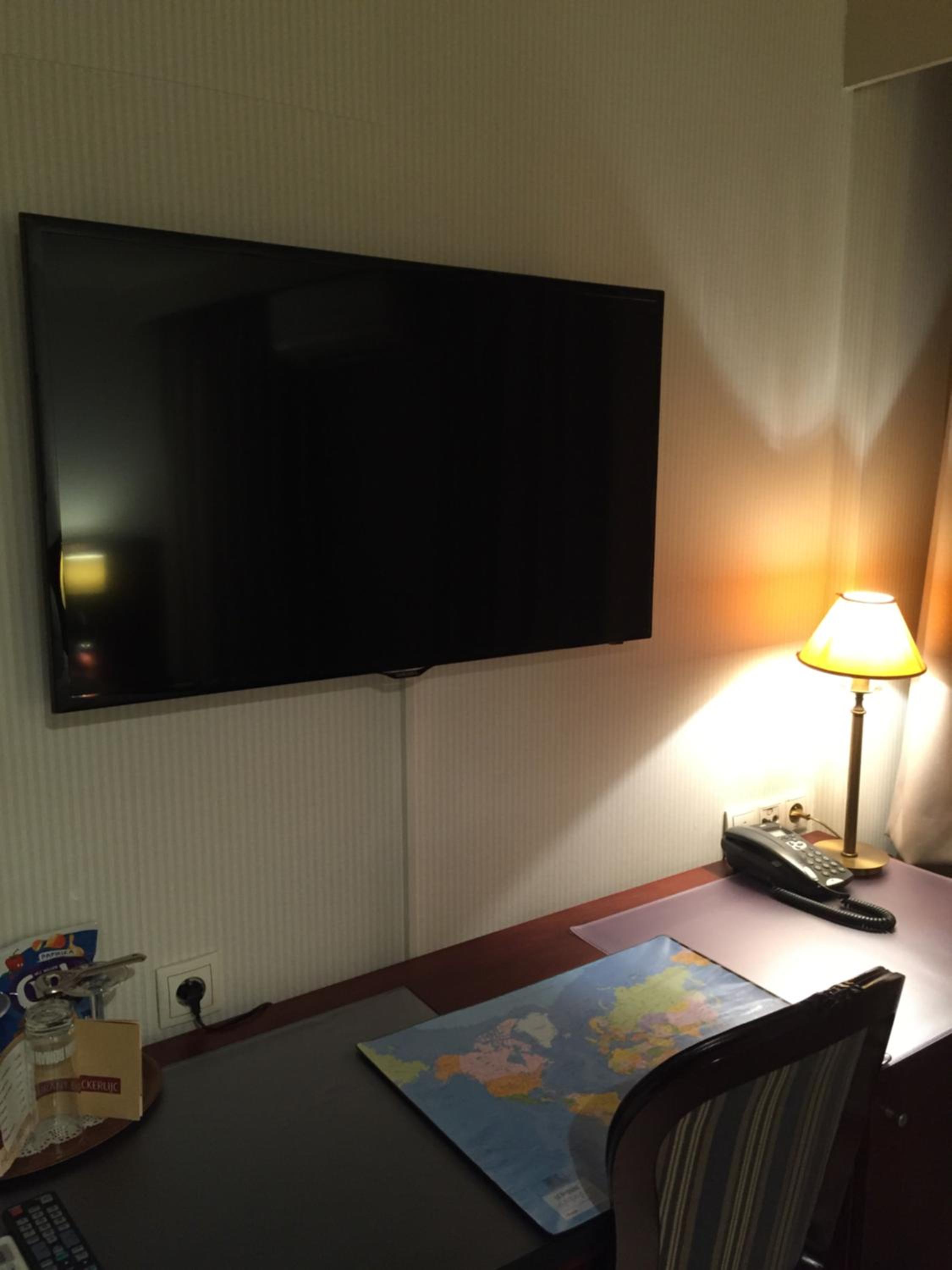 Standard Twin Room - Photo 7
