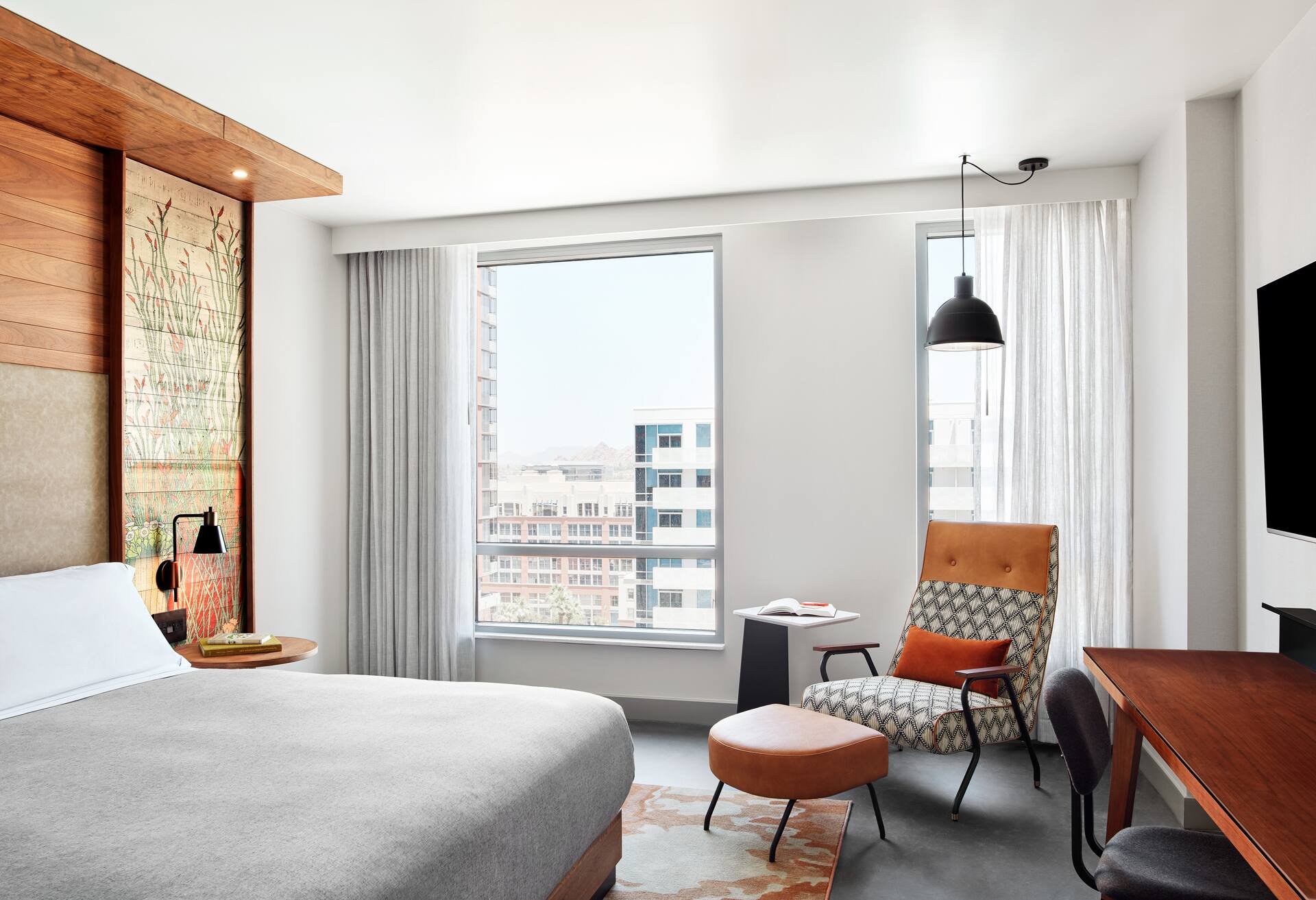 1 King Bed Room photo 1
