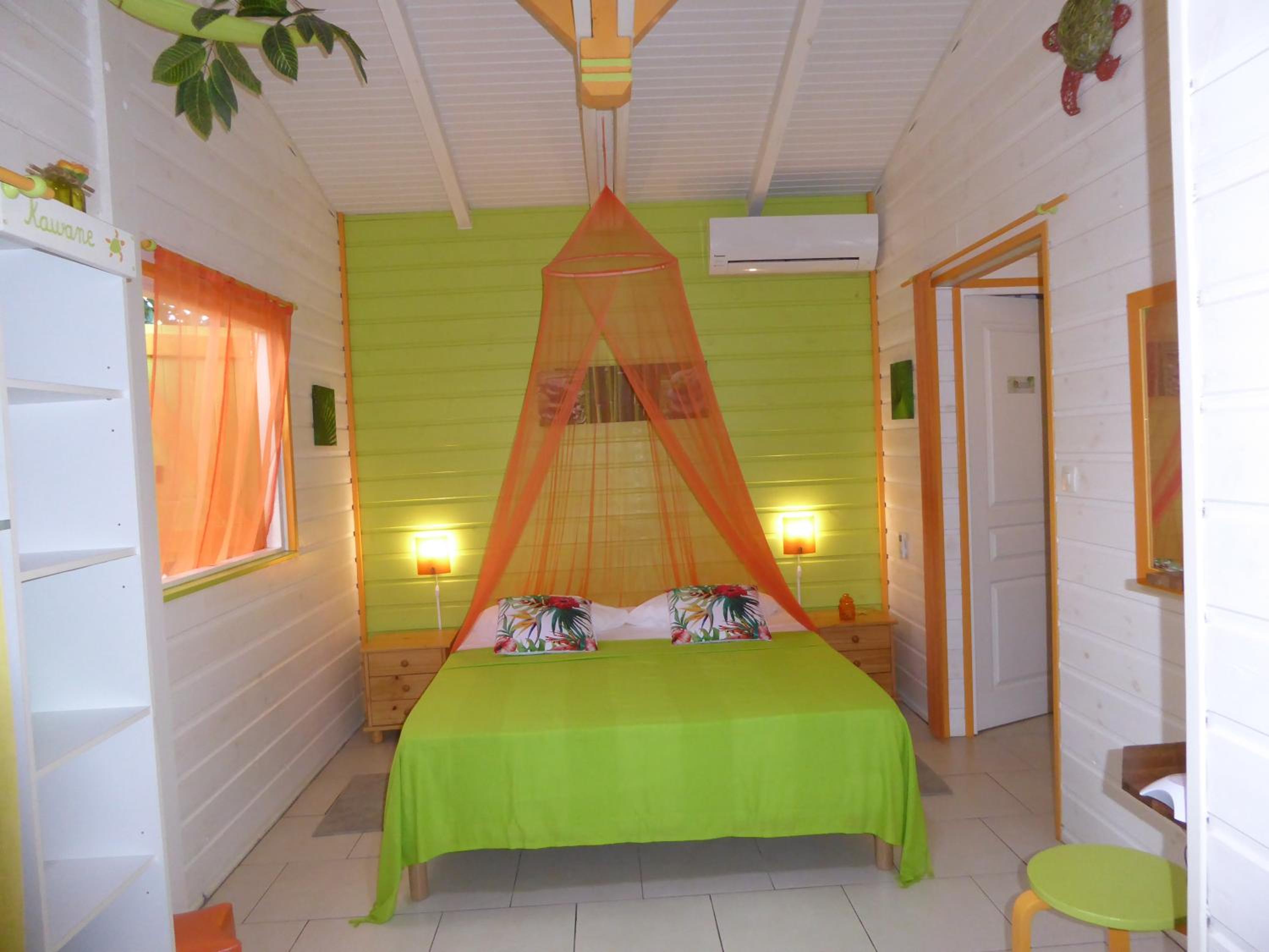 Bungalow with Garden View photo 3