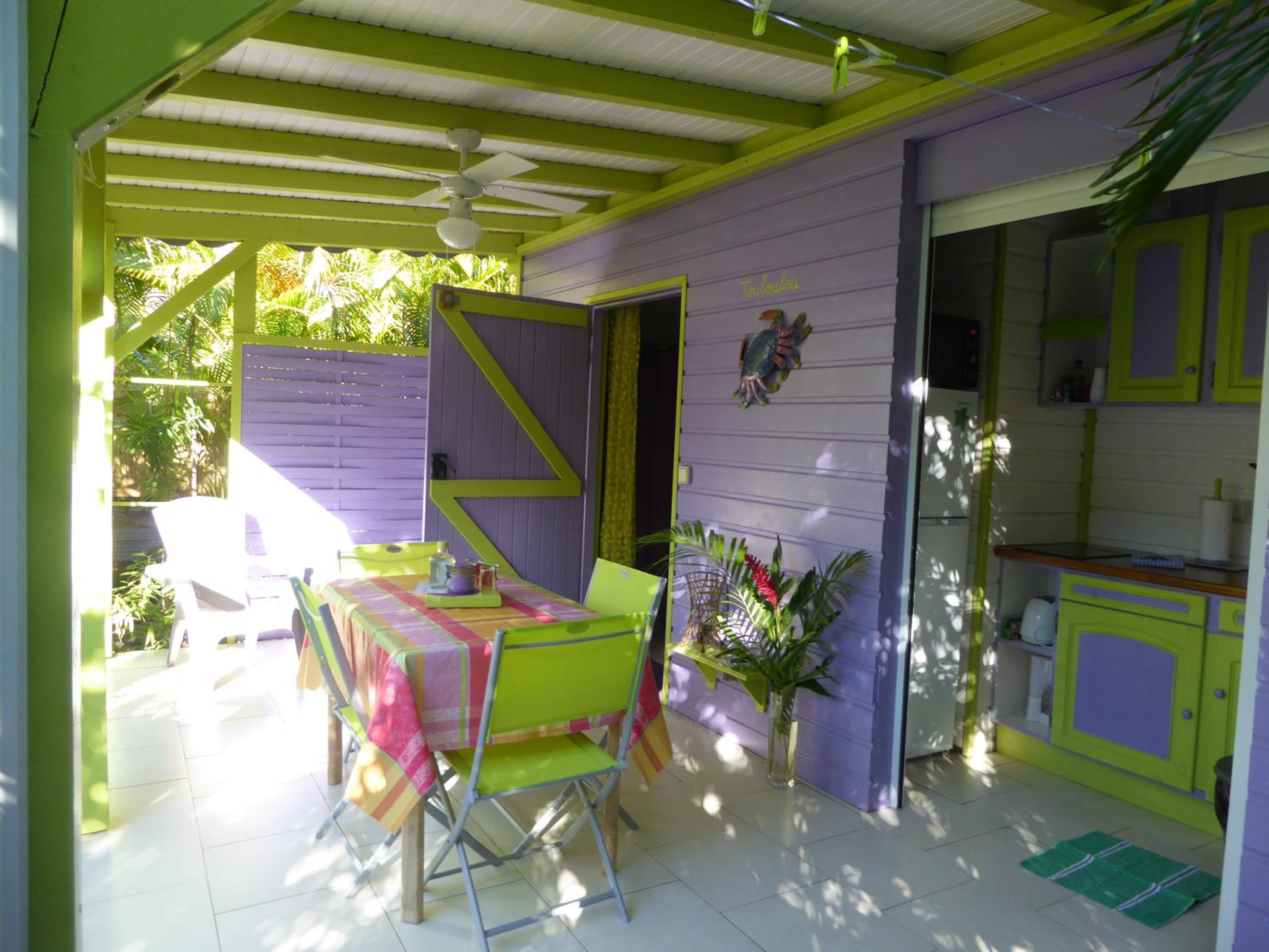 Bungalow with Garden View photo 3