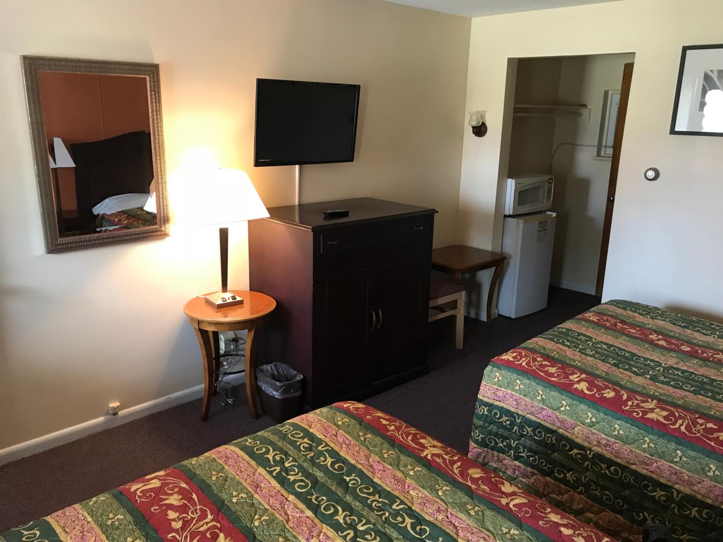 Double Room with Two Double Beds photo 3