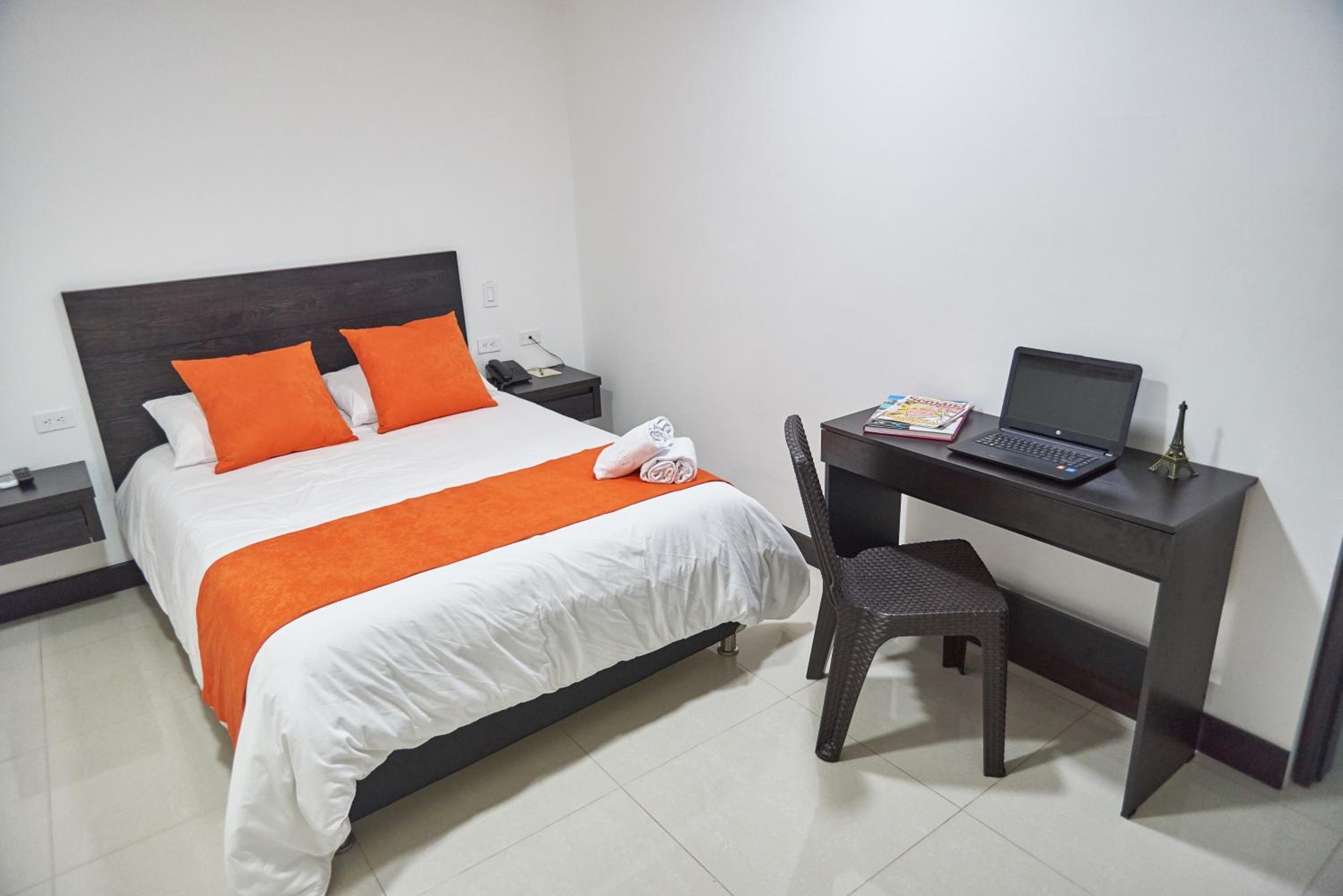 Standard Double Room photo 2