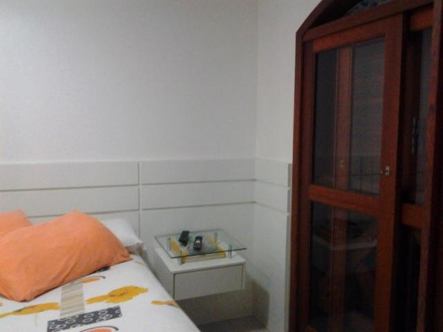 Two-Bedroom Apartment - Photo 9