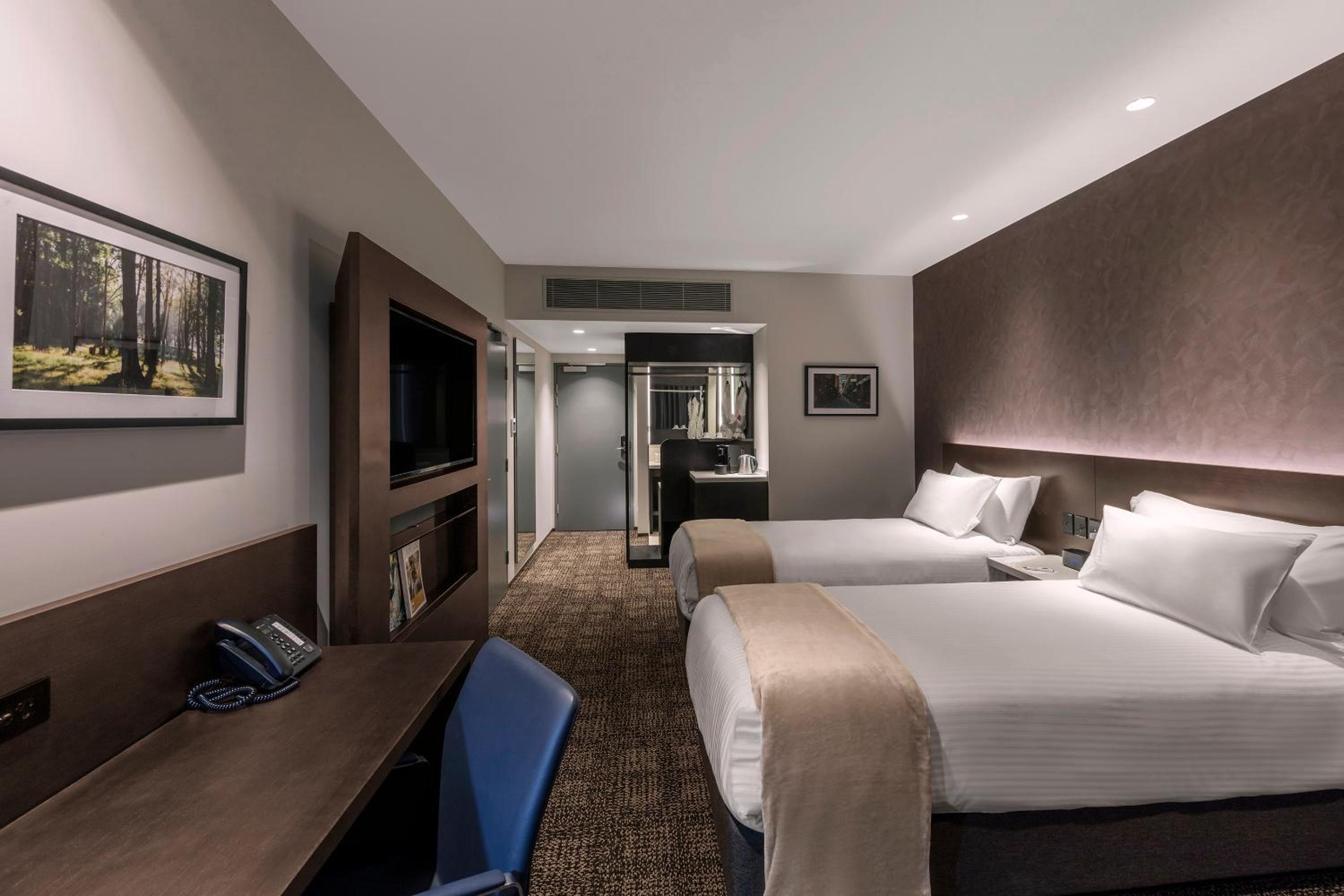Deluxe Twin Room photo 2