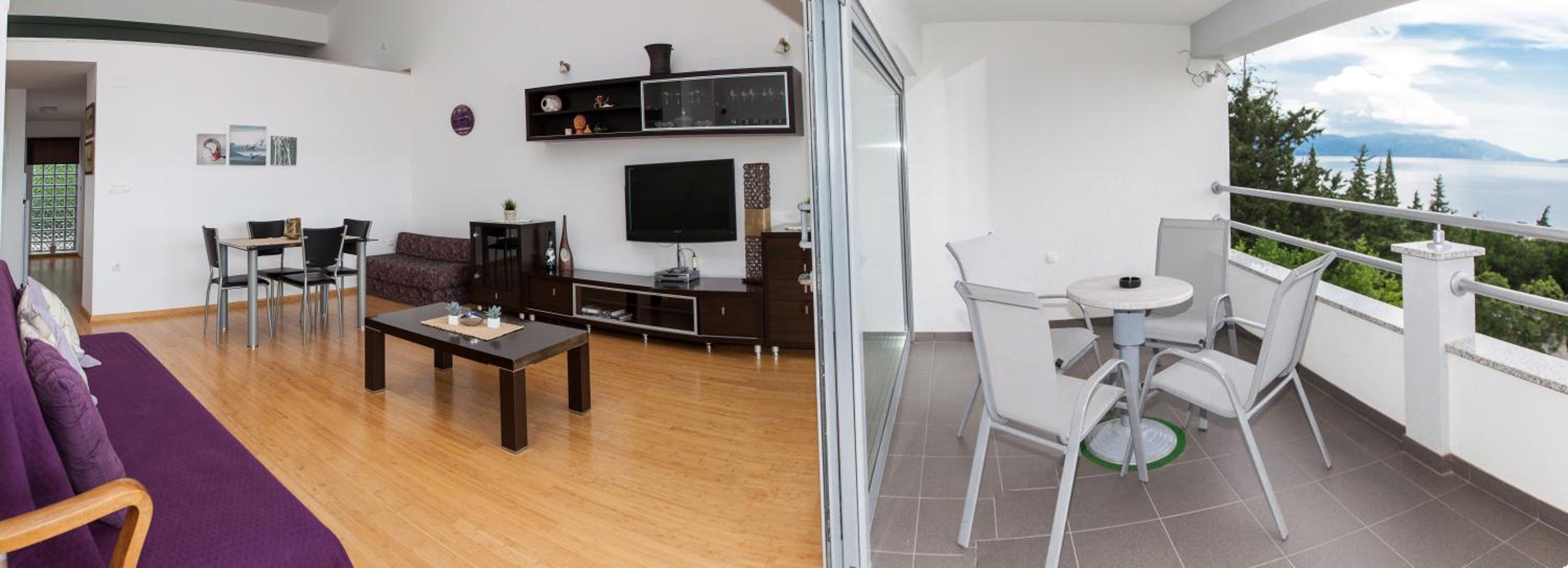 One-Bedroom Apartment with Sea View - Photo 29