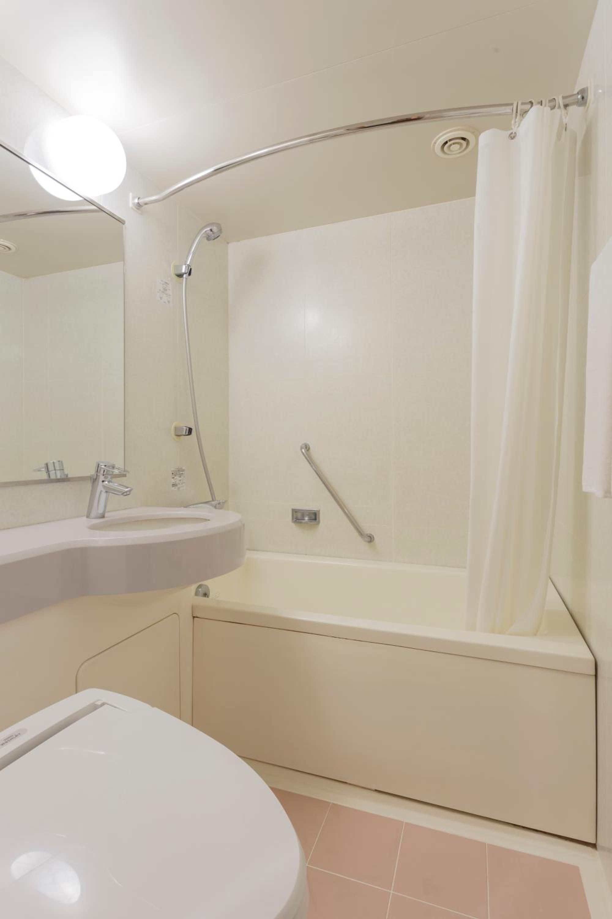 Standard Twin Room for Single Use