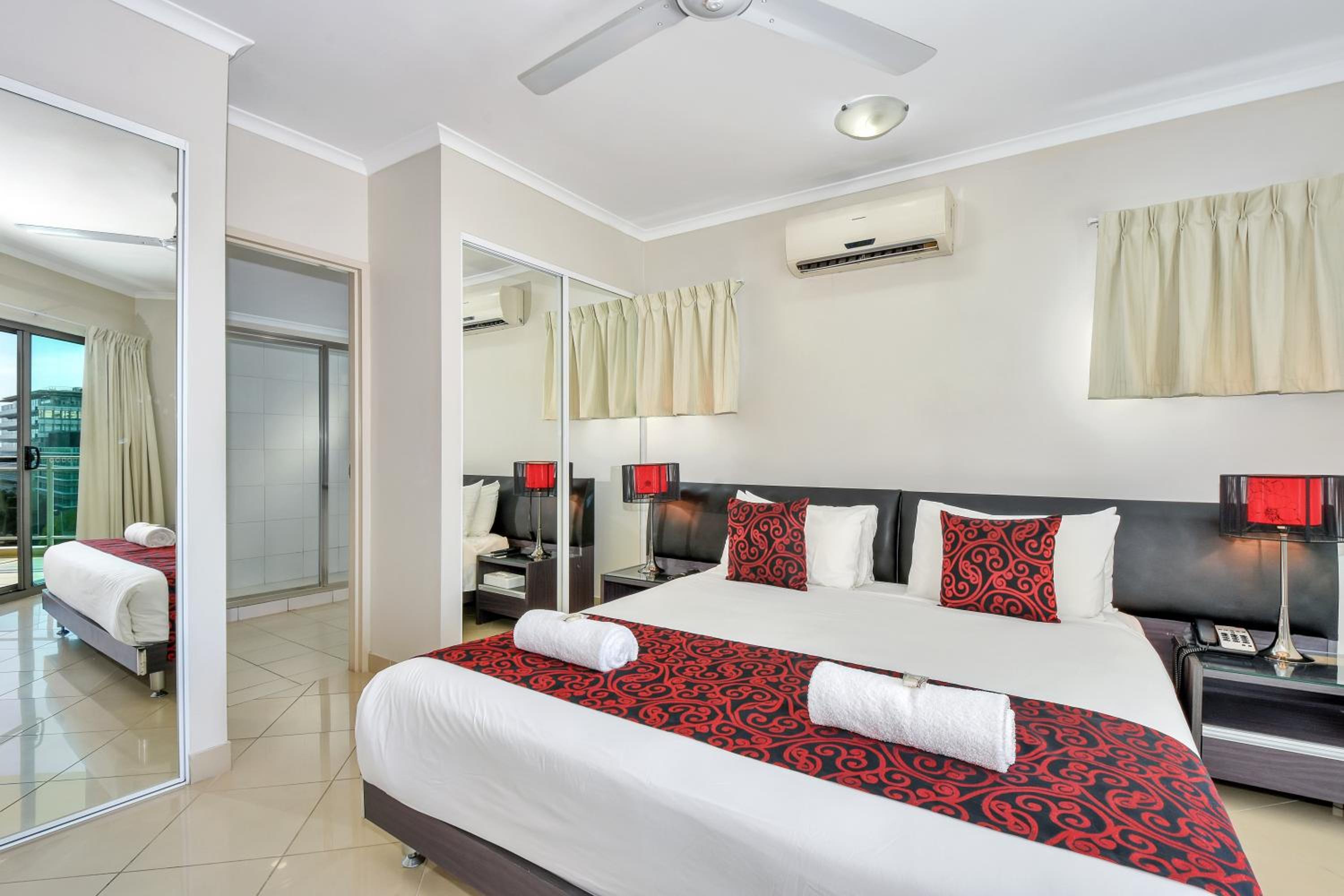 Executive Two-Bedroom Apartment - Photo 6