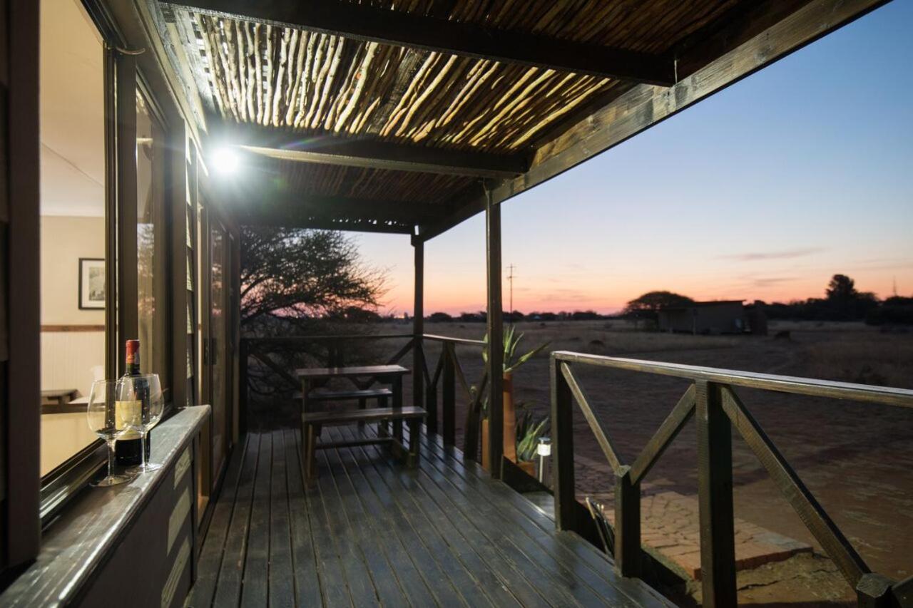 One-Bedroom House - Photo 39
