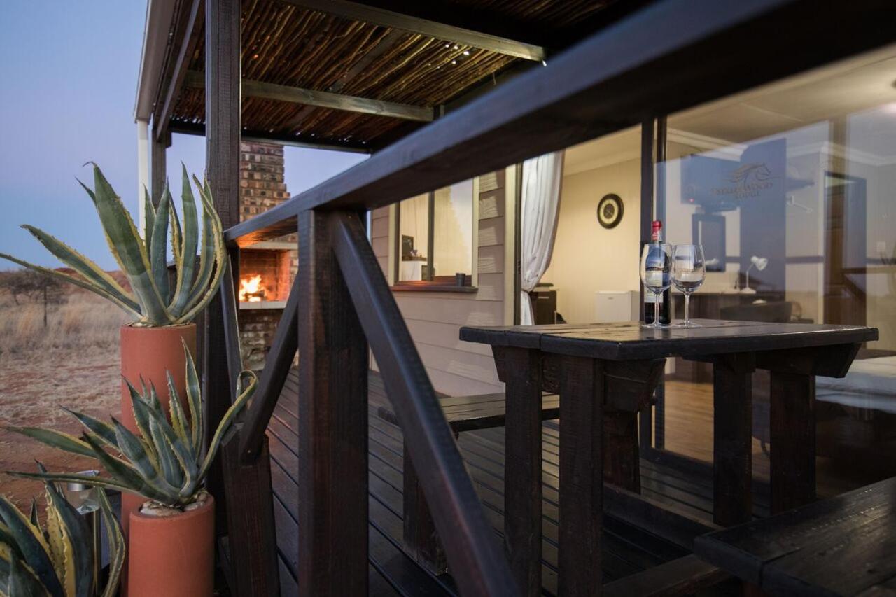 One-Bedroom House - Photo 26