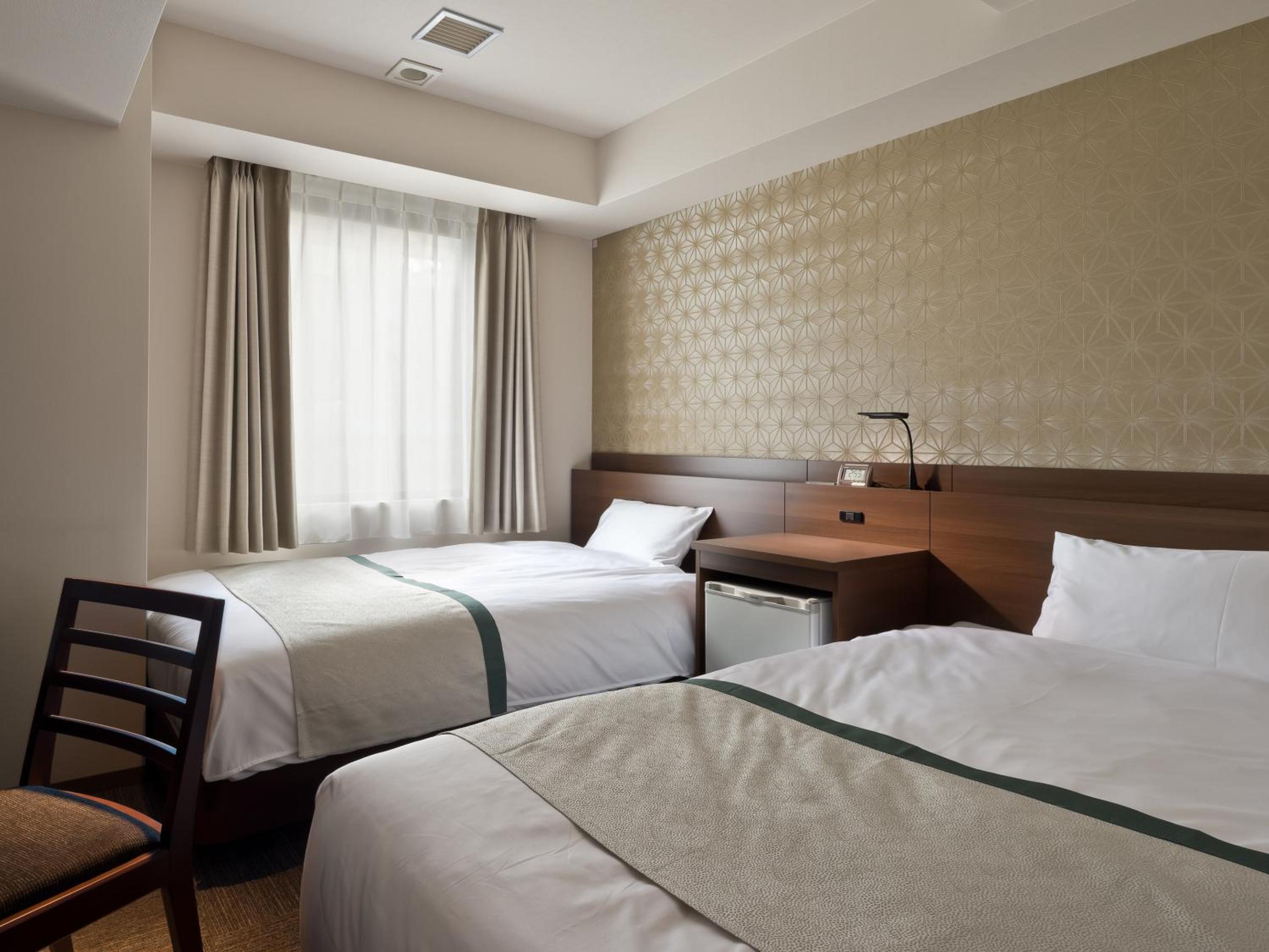 Standard Twin Room - Non-Smoking