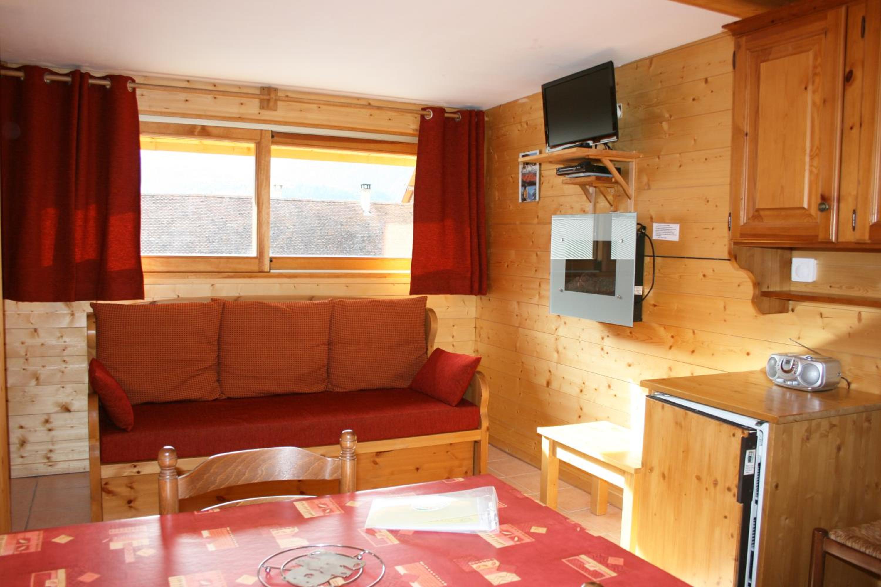 Bungalow (4 Adults)