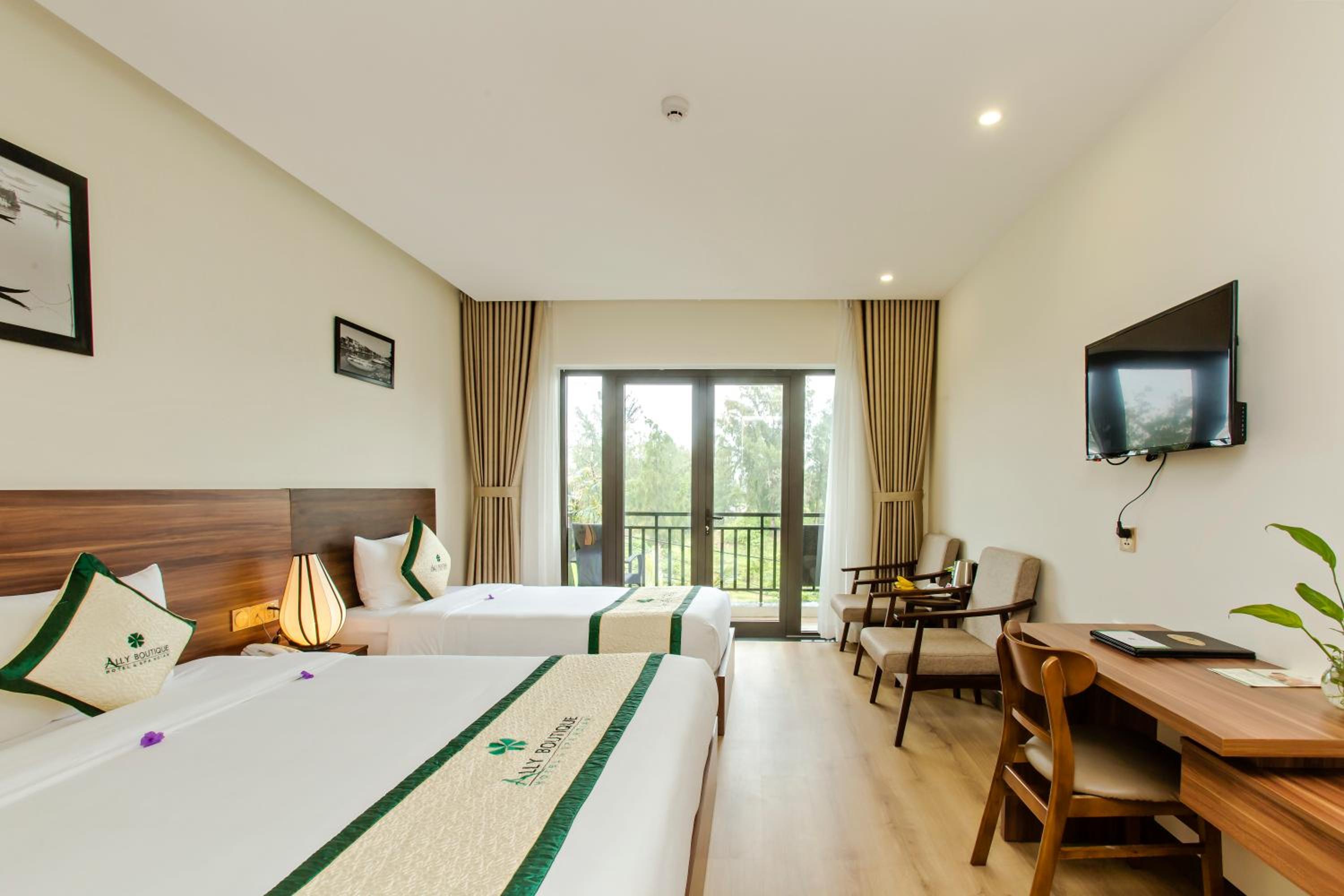 Deluxe Triple Room - Photo 6