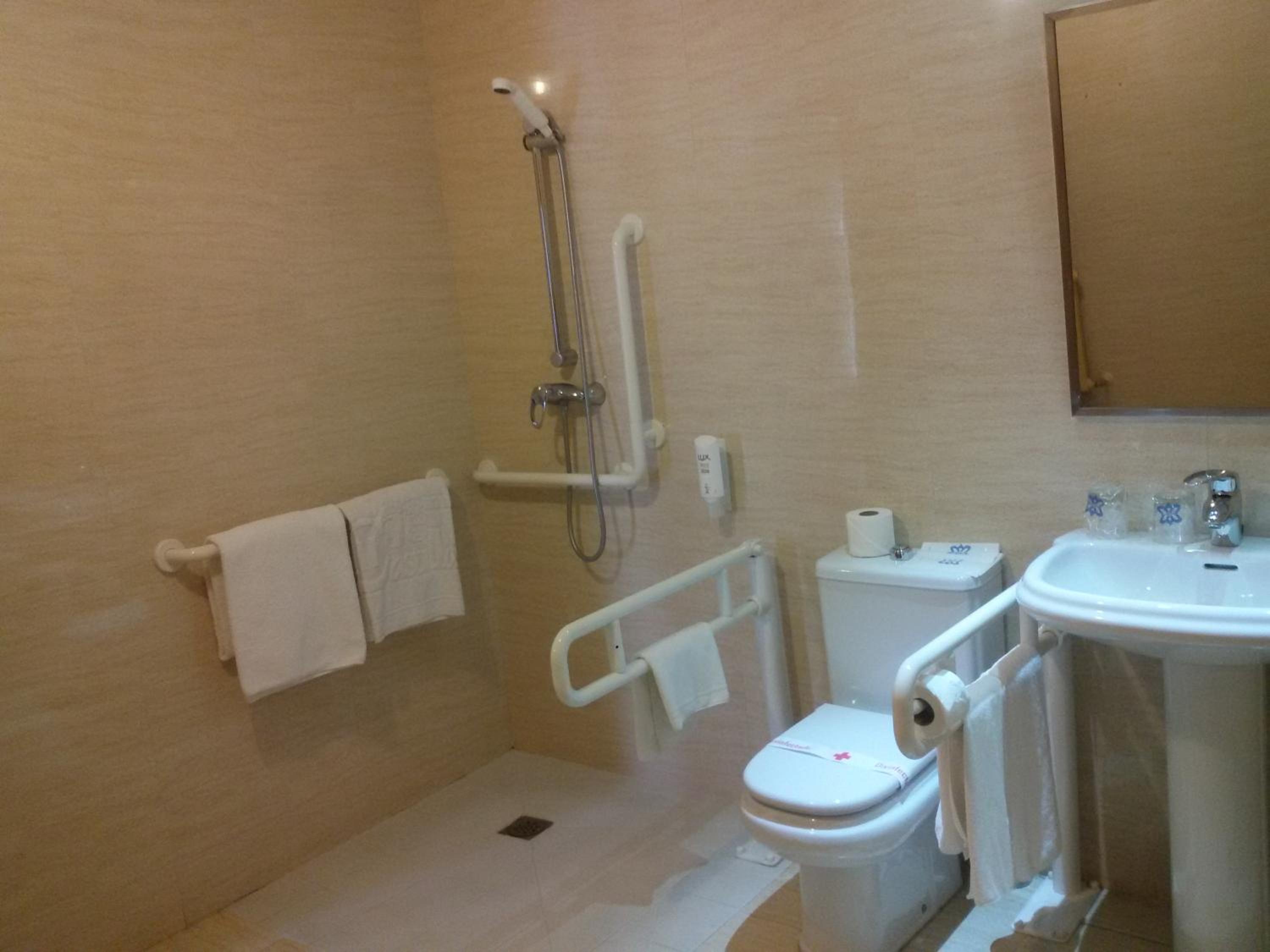 Twin Room - Disability Access