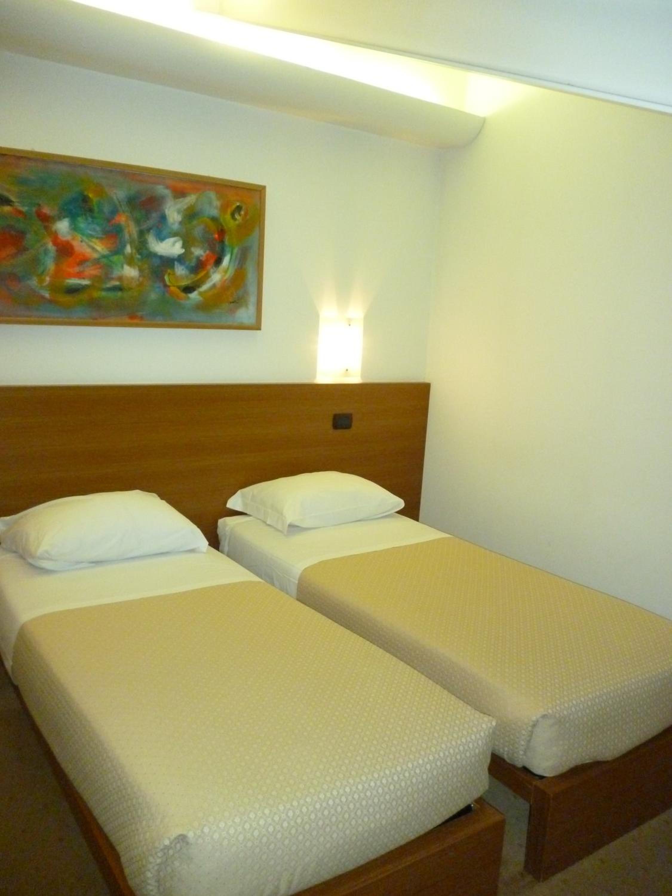 Triple Room - Photo 3