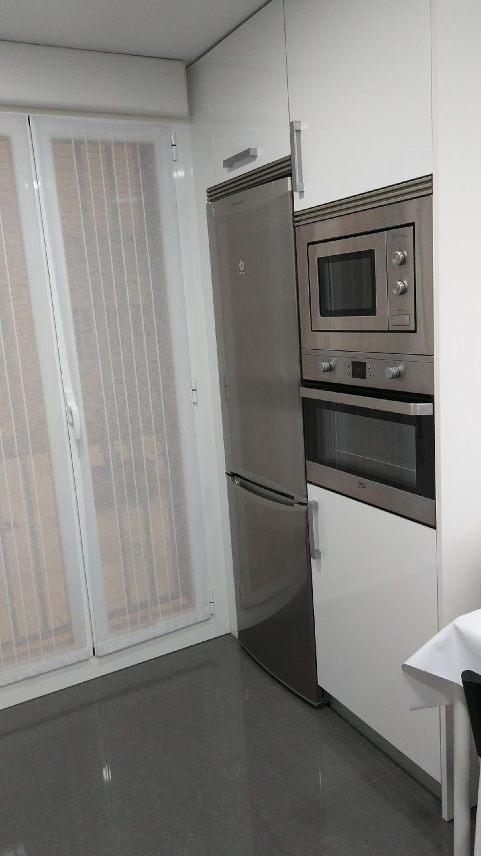 Three-Bedroom Apartment - Photo 36