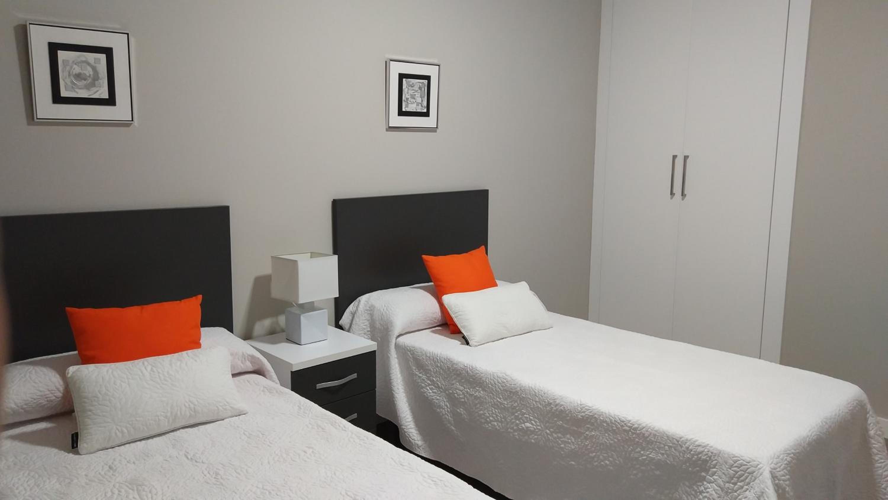 Three-Bedroom Apartment - Photo 23