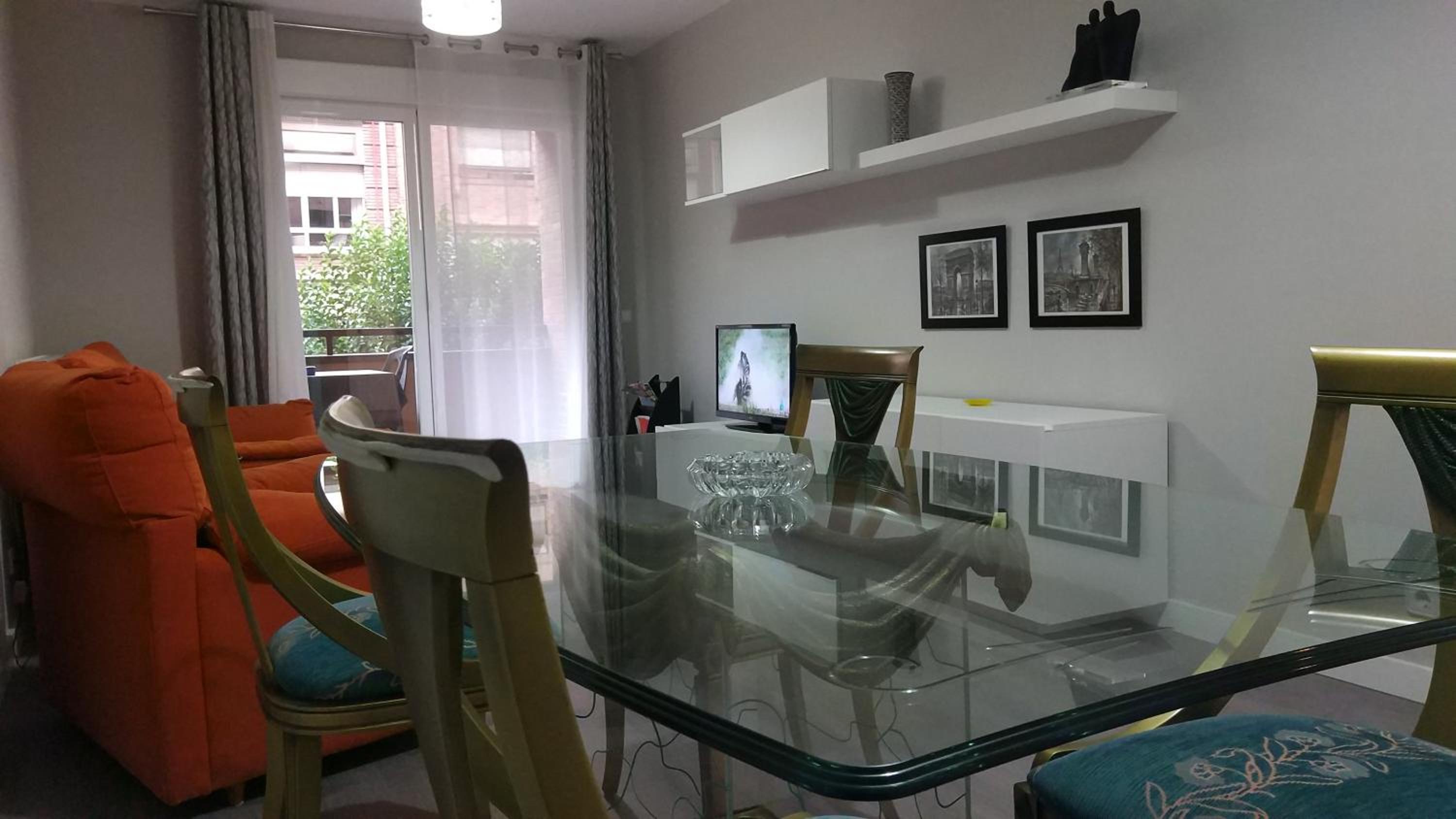 Three-Bedroom Apartment - Photo 21
