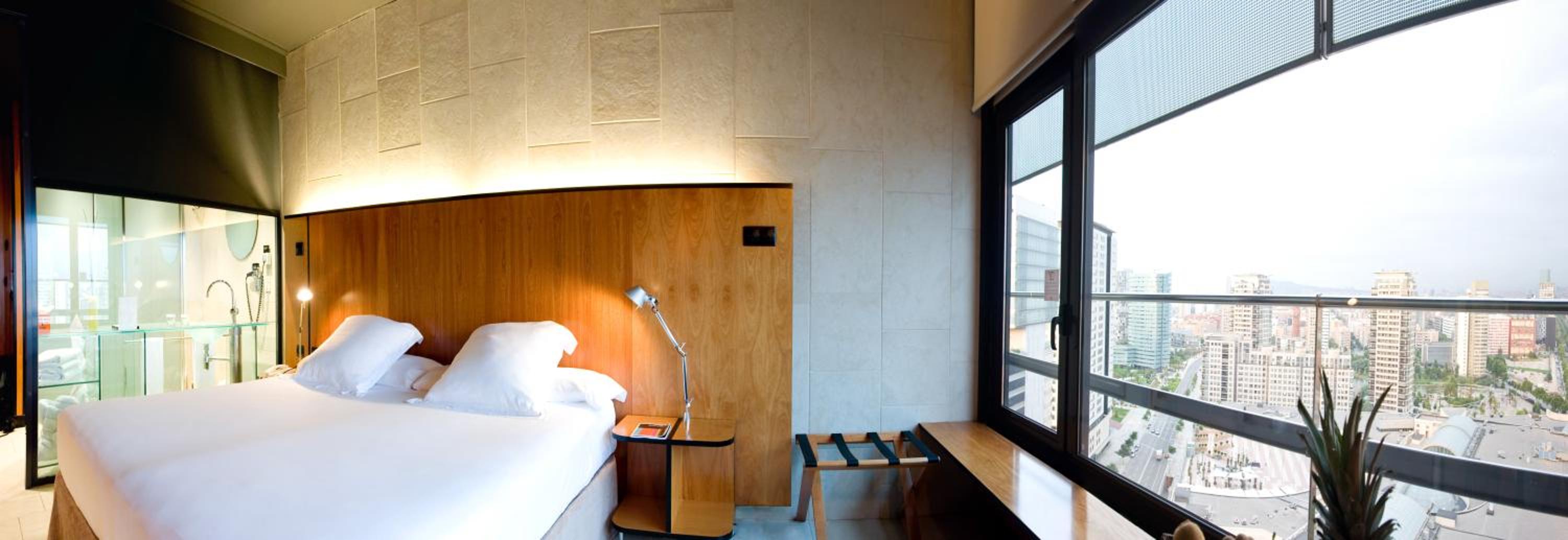 Double or Twin Room thumbnail 5