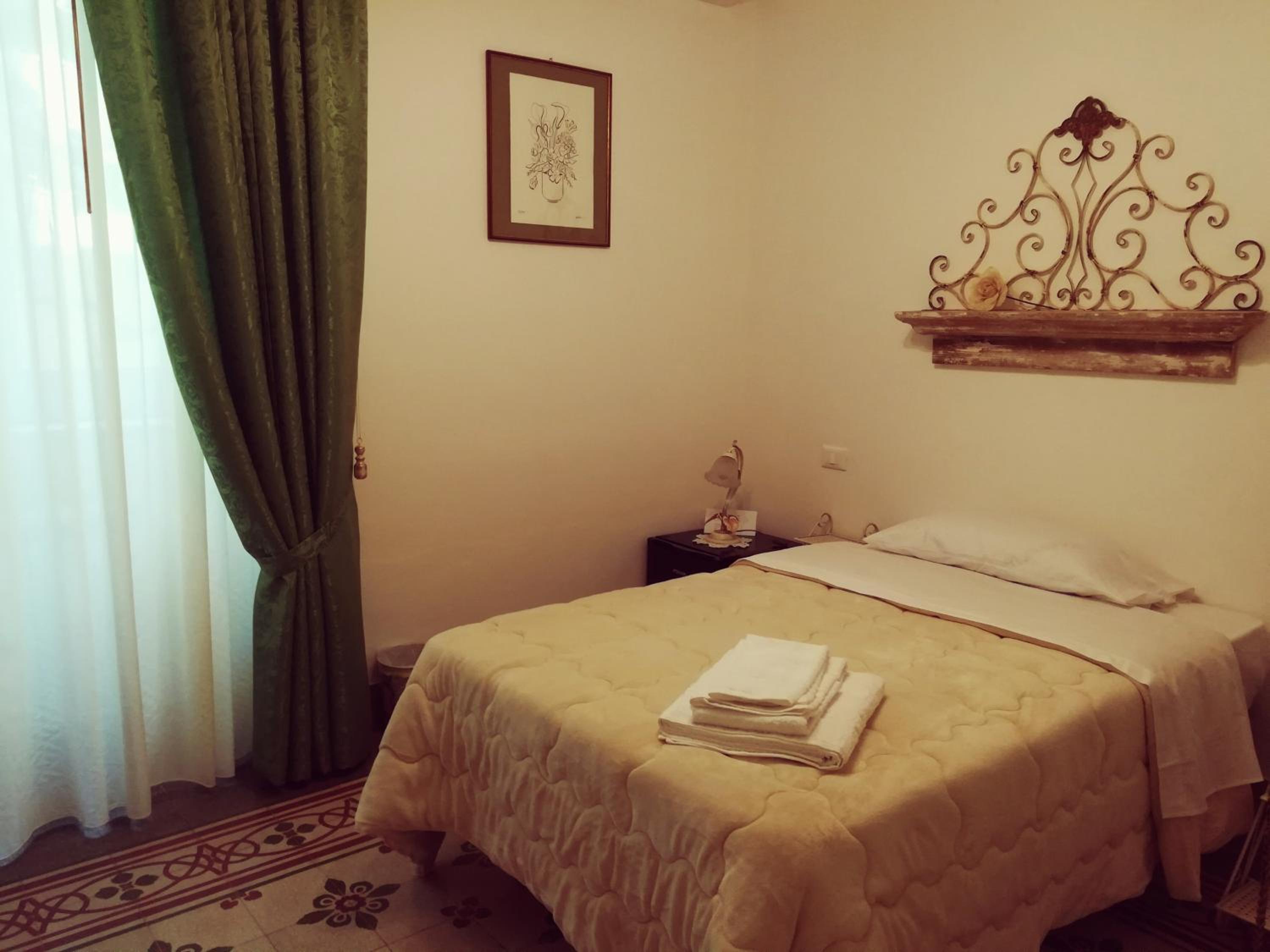 Single Room With Garden View