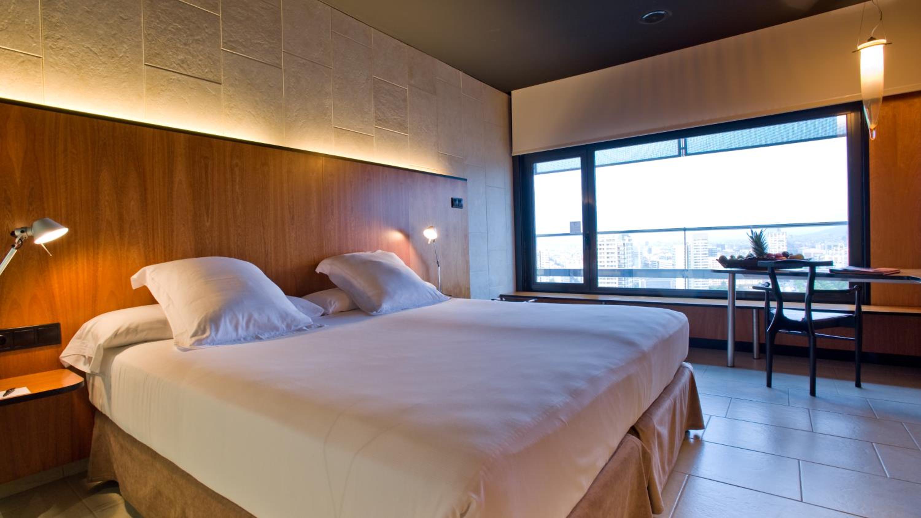 Double or Twin Room with City View
