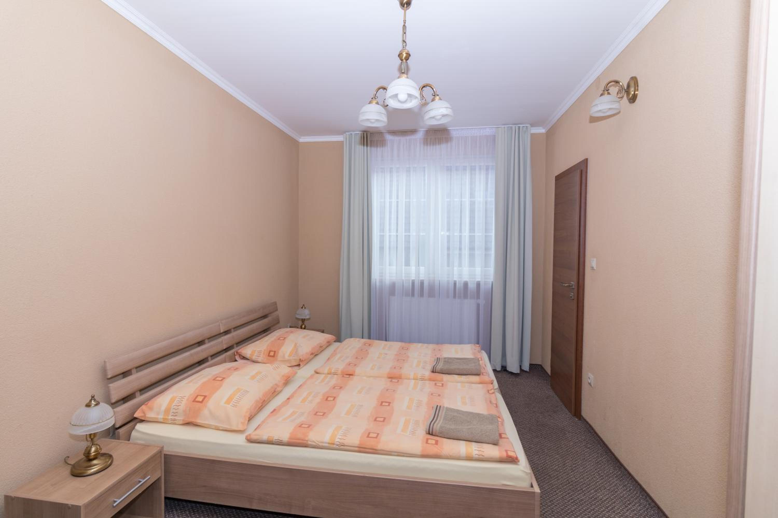 Double or Twin Room - Photo 14