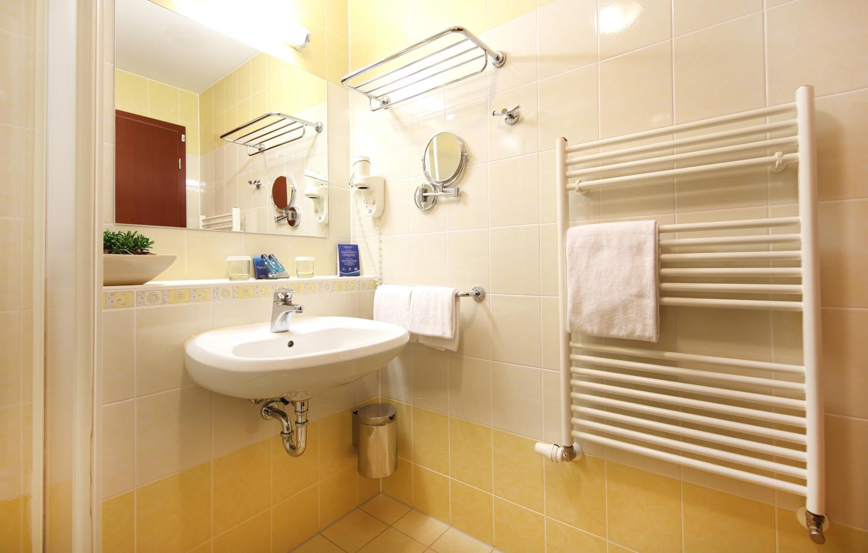 Superior Double Room with Balcony photo 3