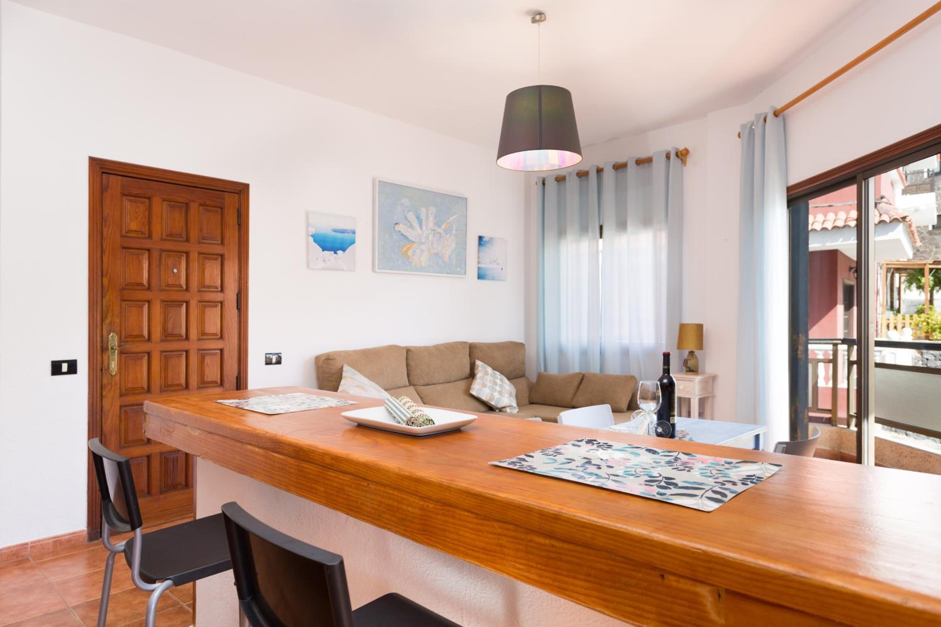 Apartment With Sea View photo 2