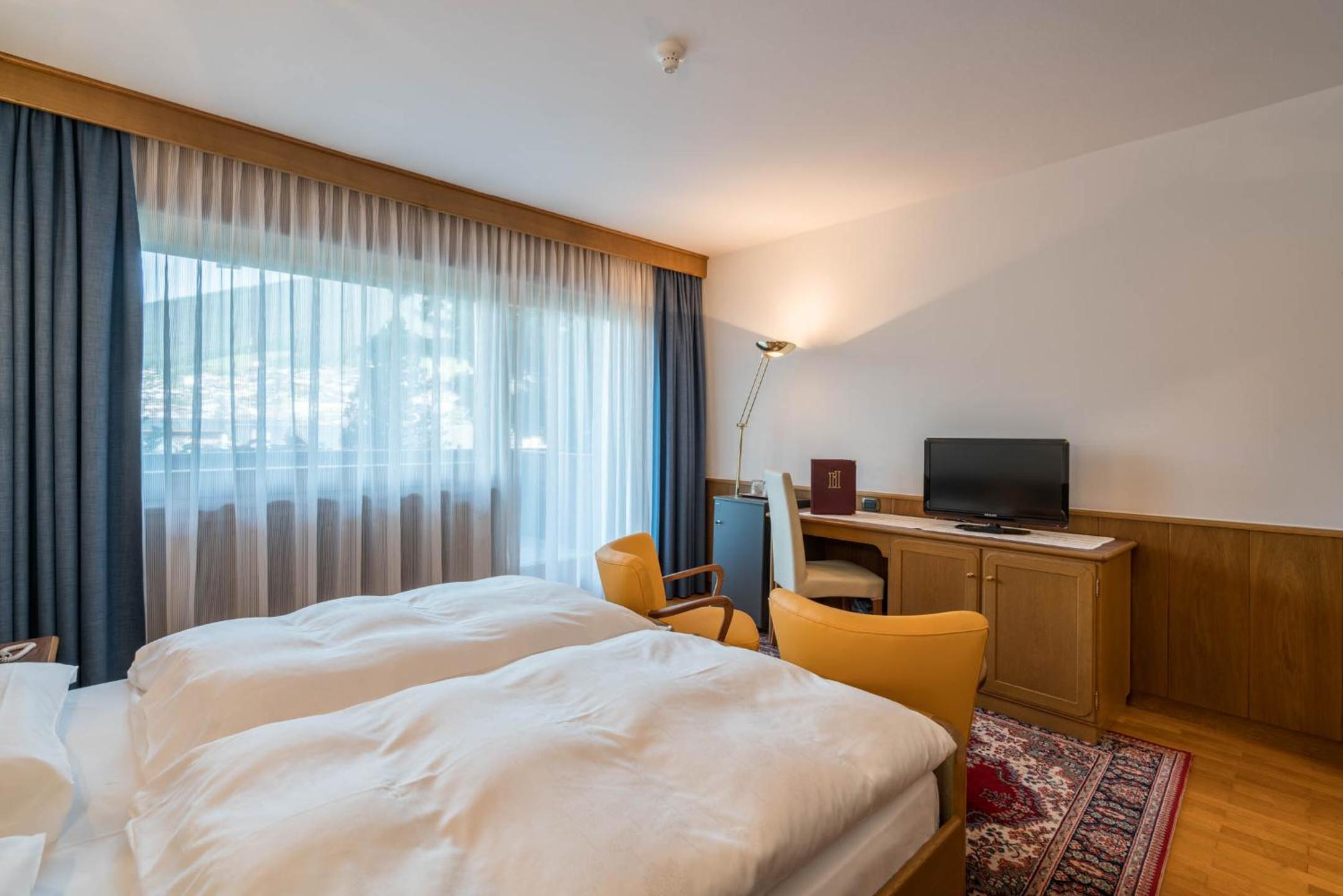 Standard Double or Twin Room photo 3