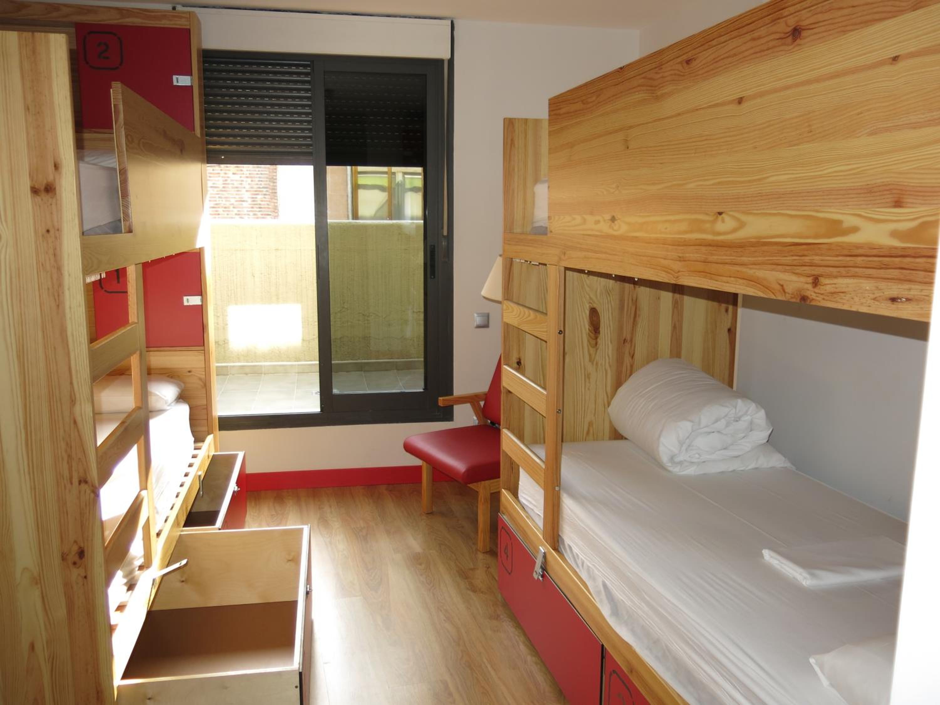 Classic Quadruple Room photo 3