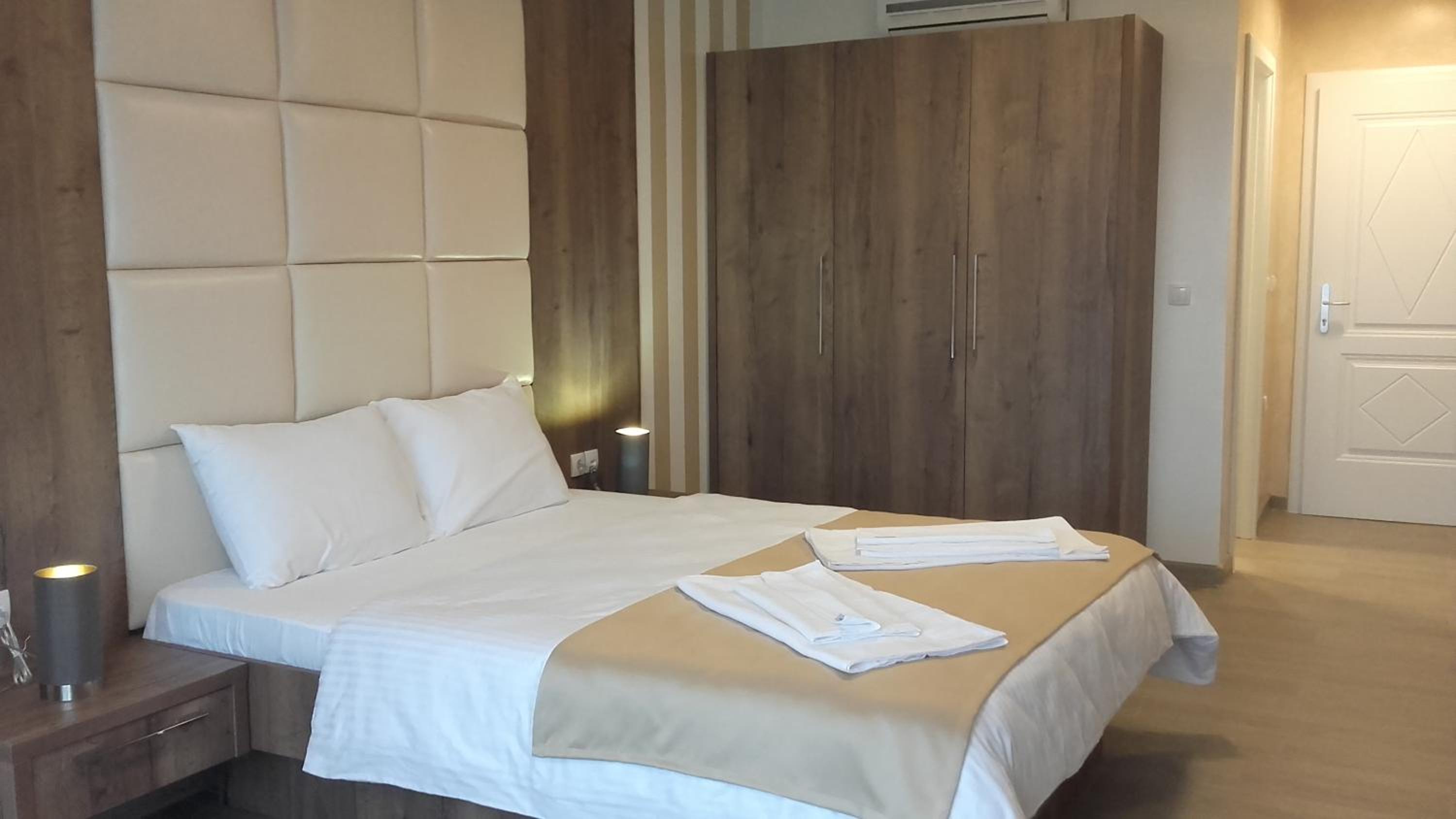 Standard Double Room photo 3