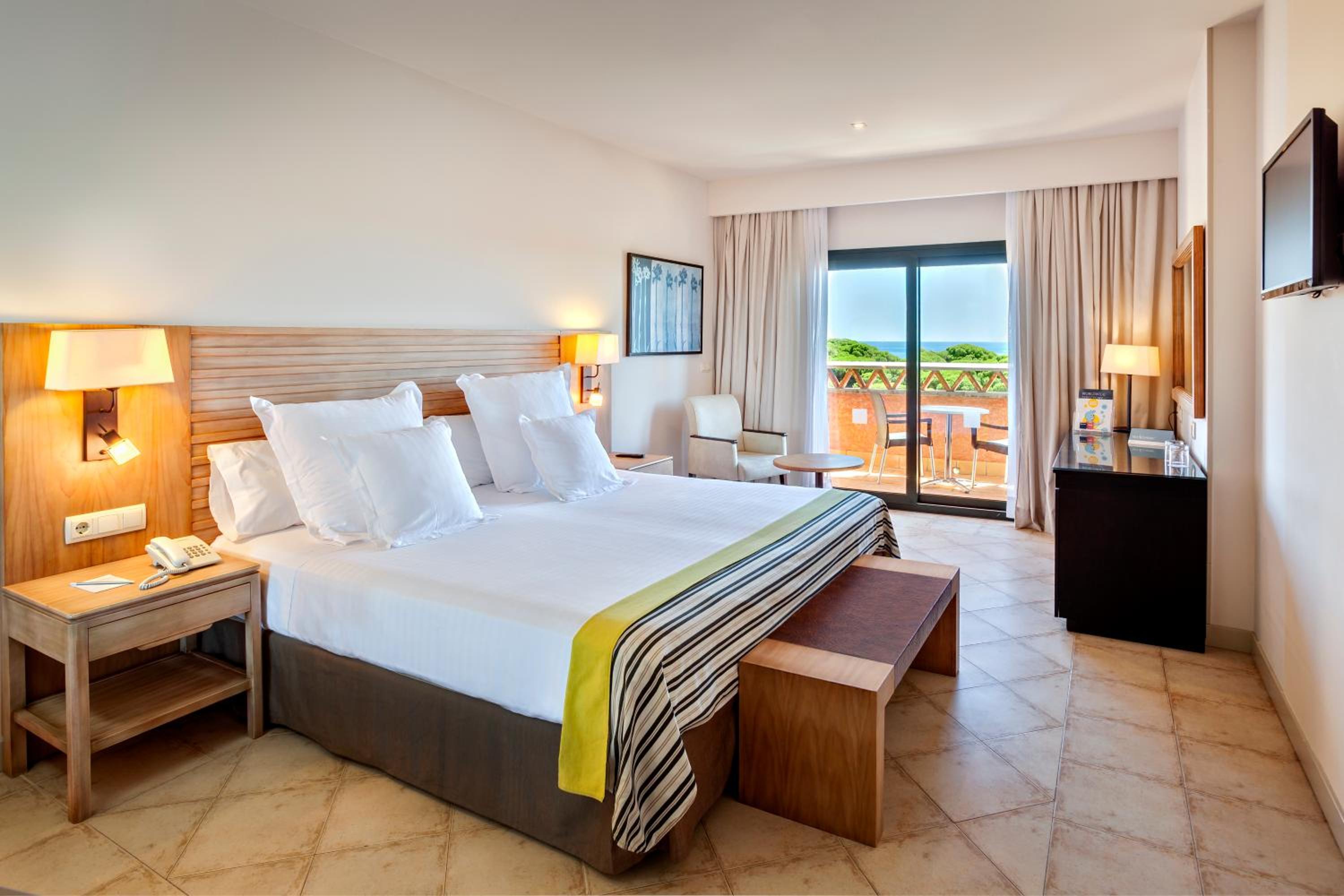 Superior Double Room with View (3 Adults + 1 Child) 