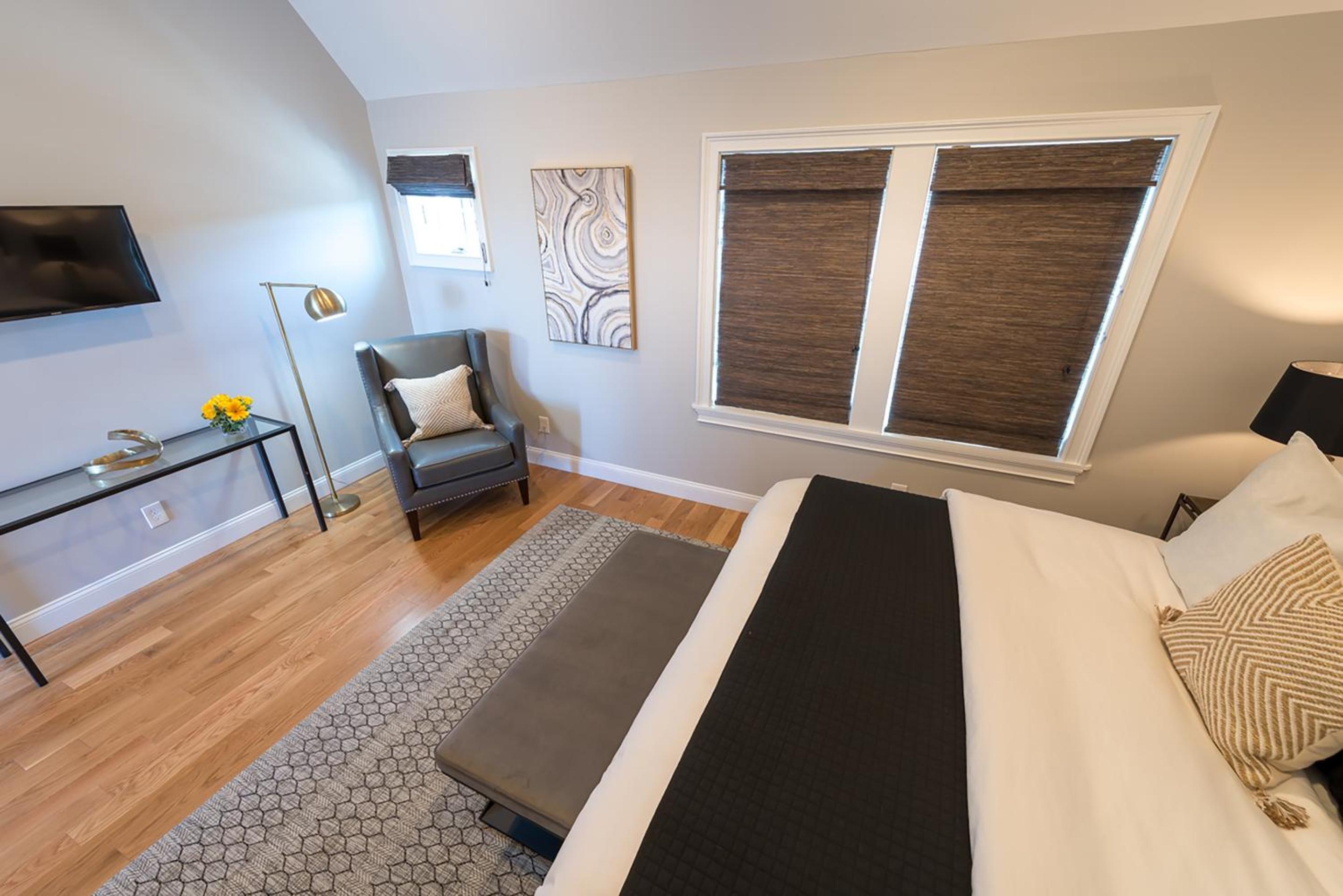 Three-Bedroom Townhouse photo 3