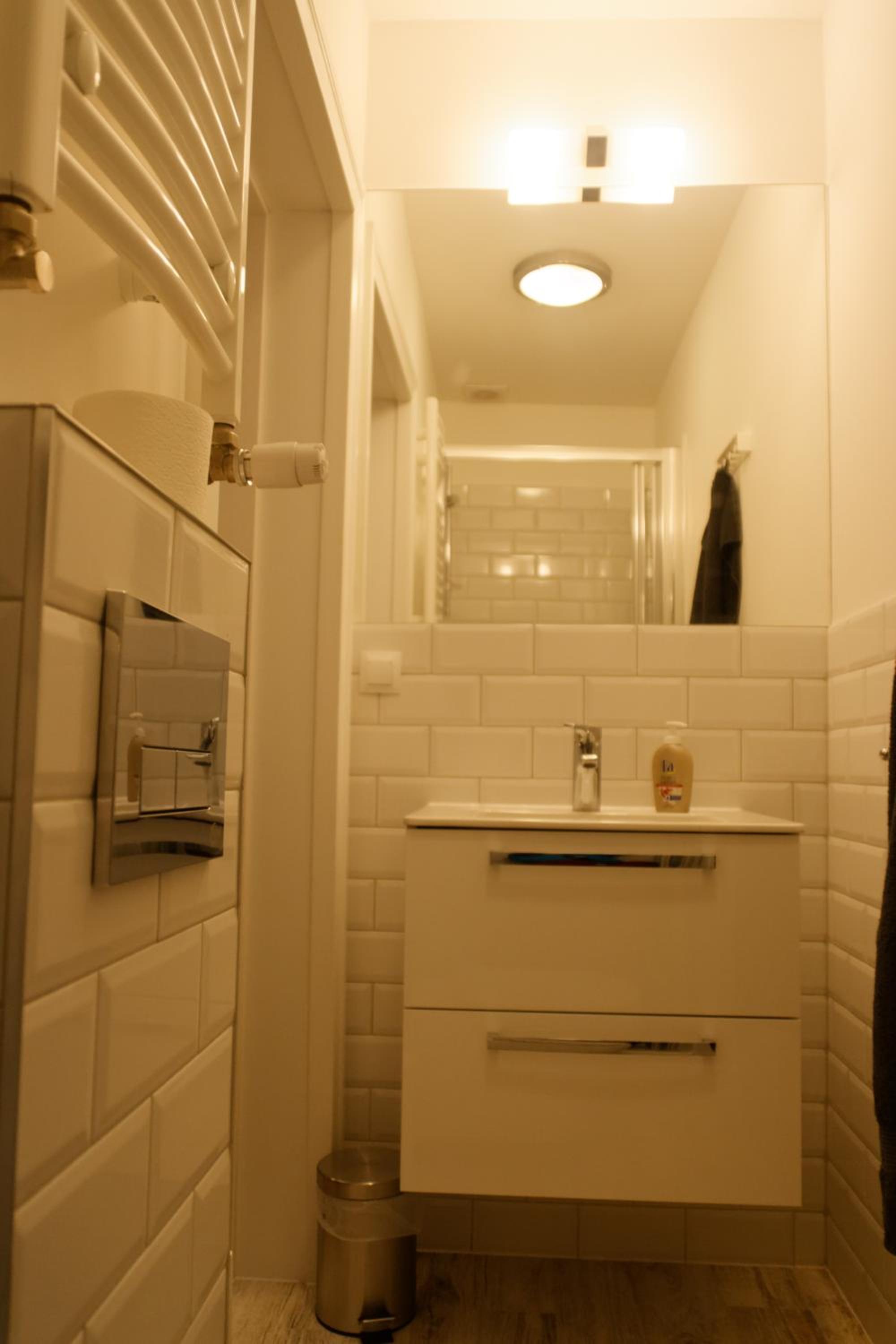 Apartment with Balcony photo 2
