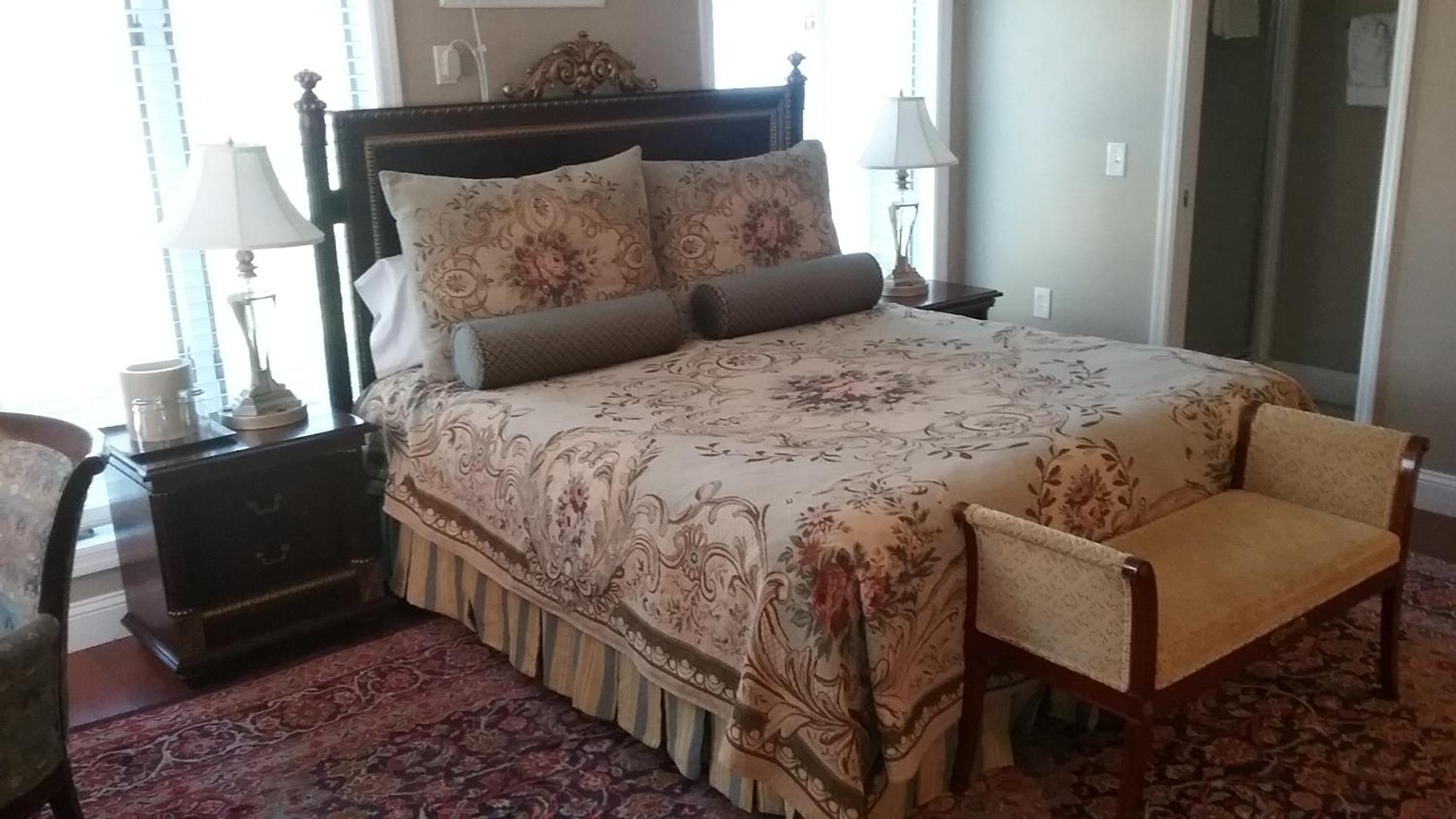 Double Room with Private Bathroom