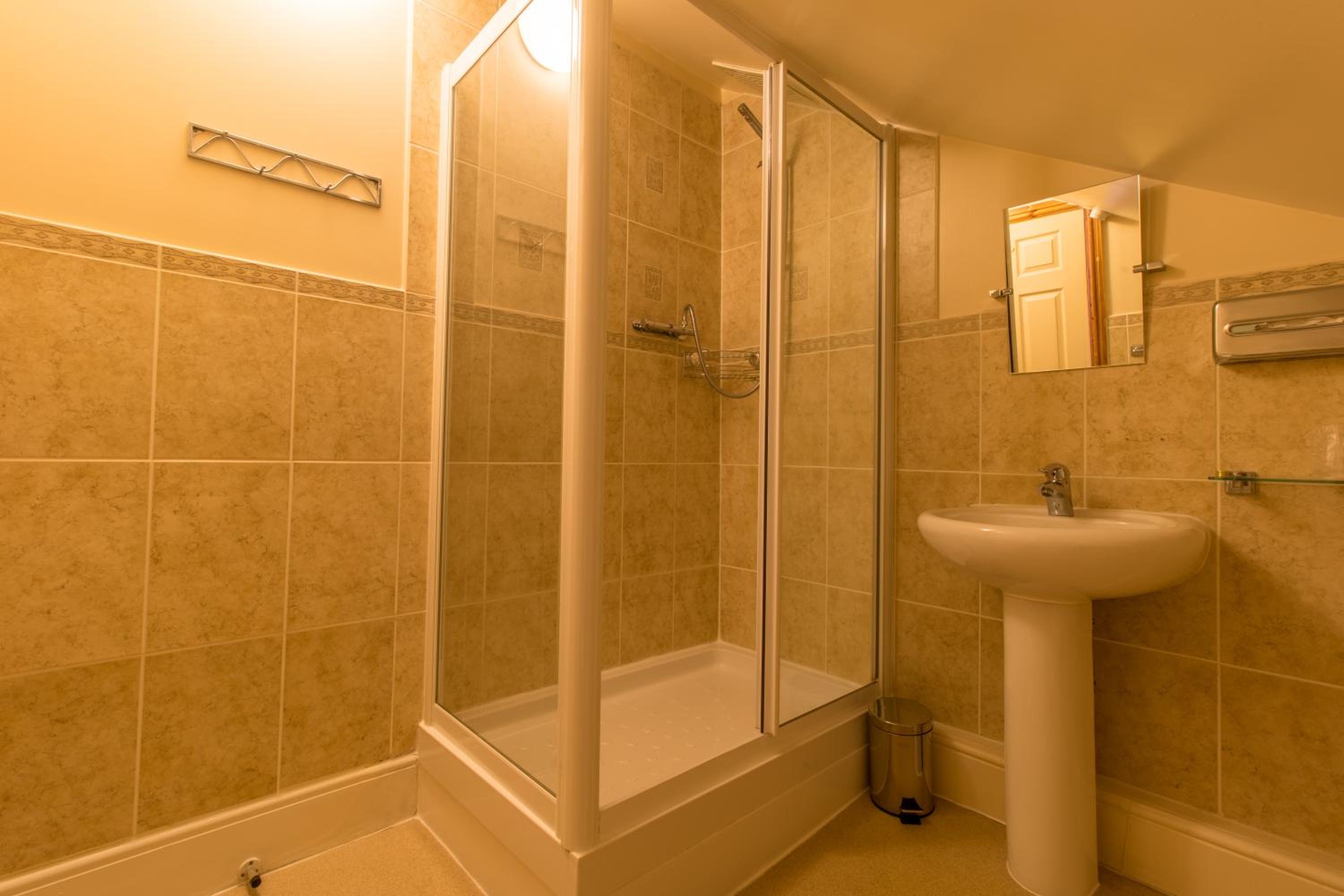 Family Suite - Photo 6