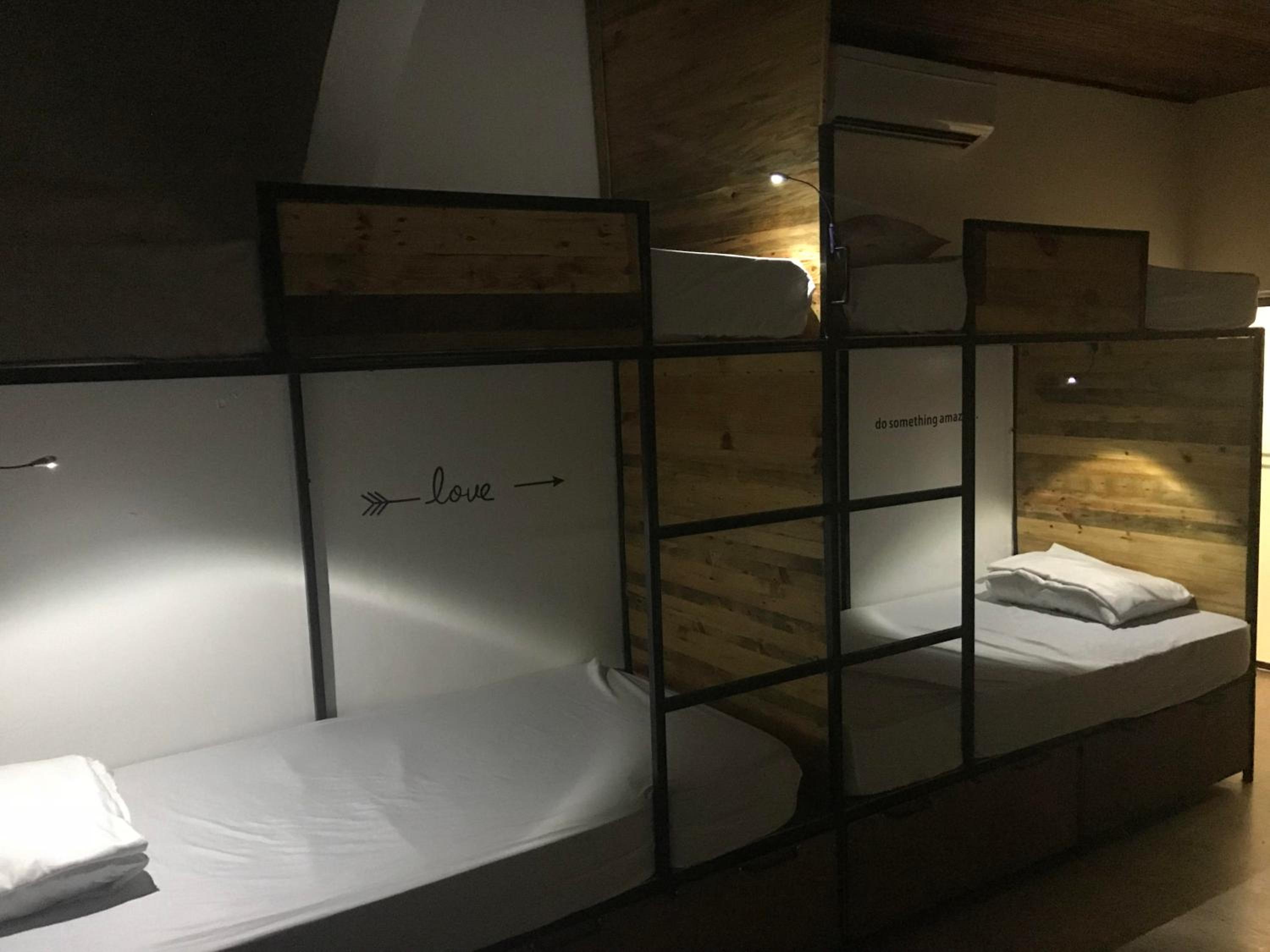 Bed in 8-Bed Mixed Dormitory Room