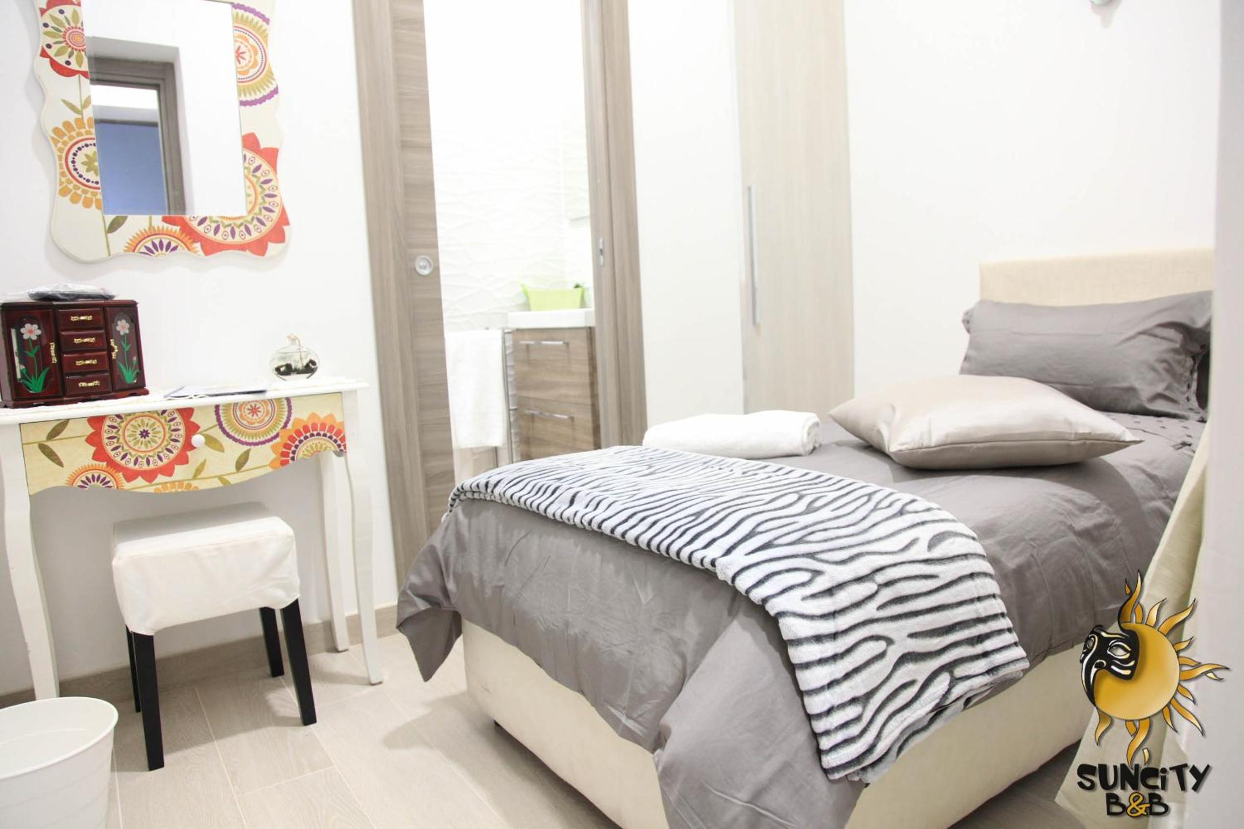 Single Room with Private Bathroom