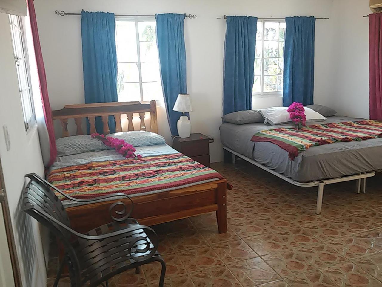 Deluxe Quadruple Room with Terrace photo 2