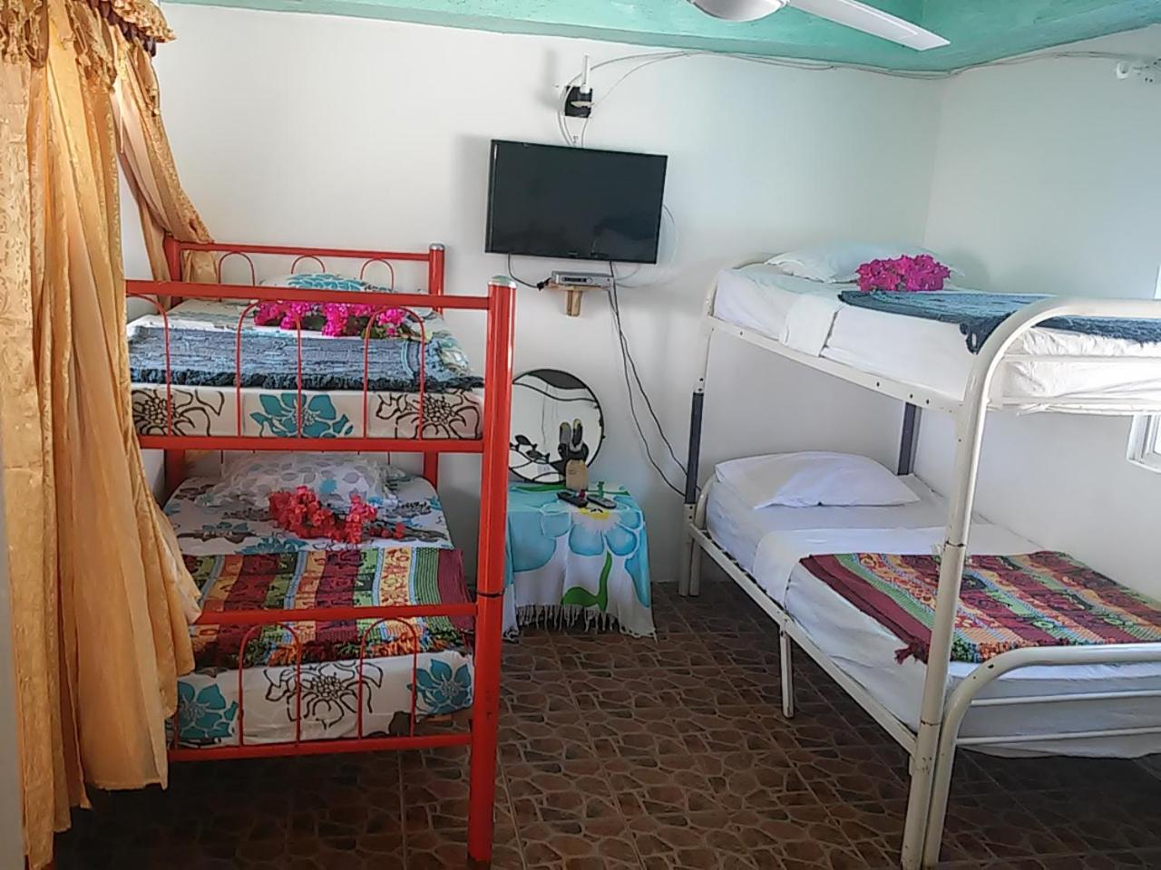 Quadruple Room with Bunk Beds photo 1