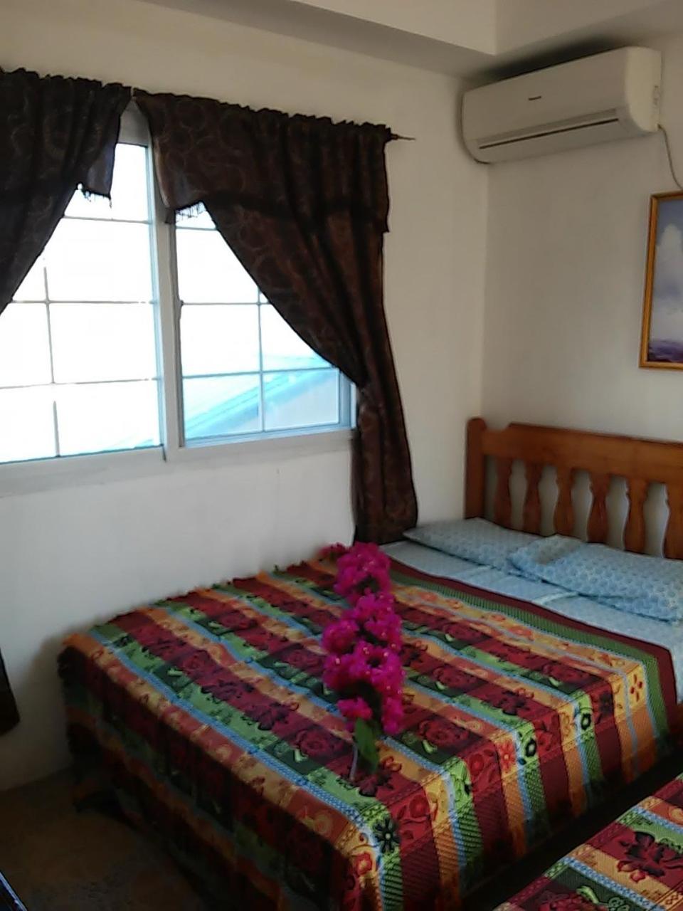 Standard Room with Two Double Beds photo 3