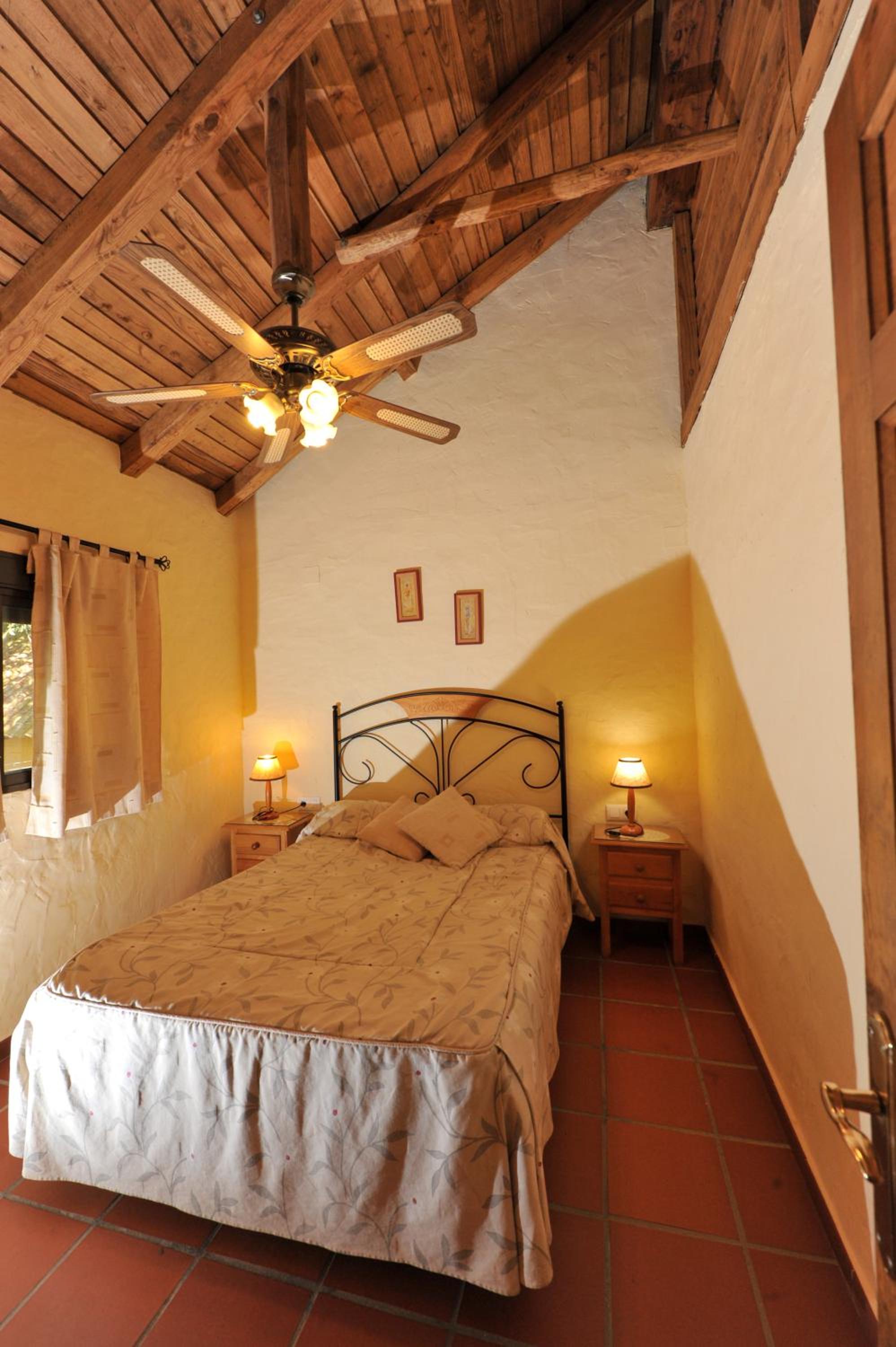 Bungalow de Dos Habitaciones (4 Adultos)