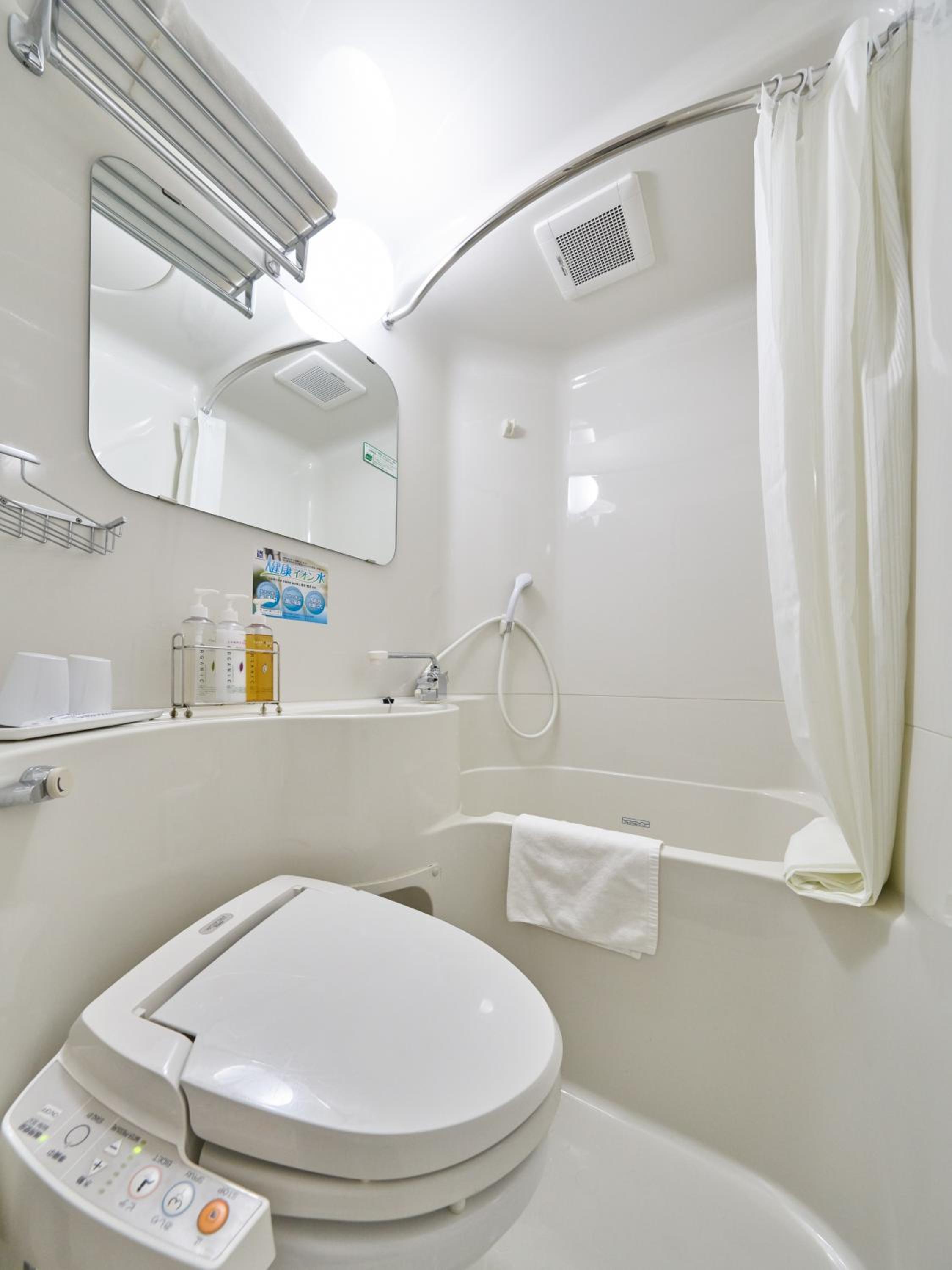 Double Room - Non-Smoking  - Photo 12