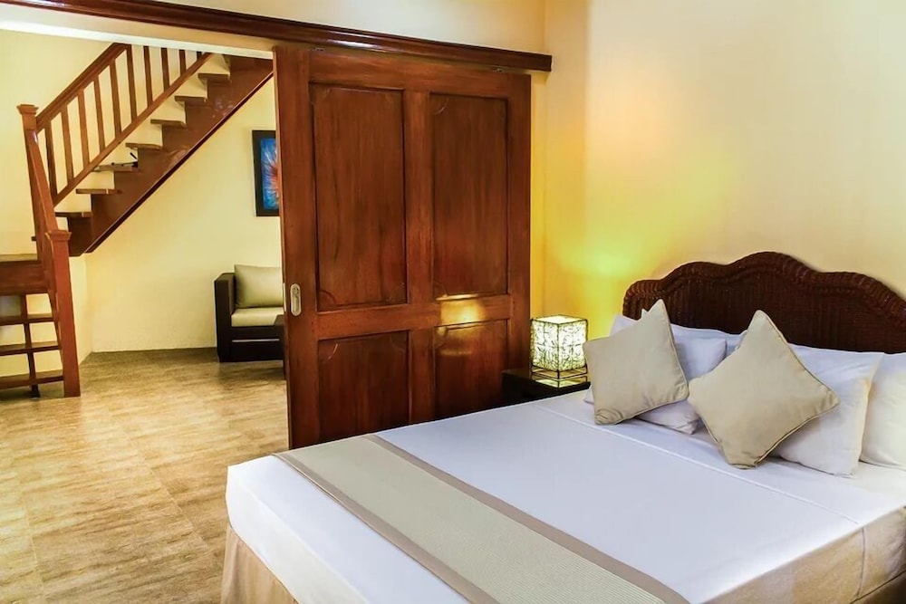 Family Villa, Sea View, Beachside photo 1