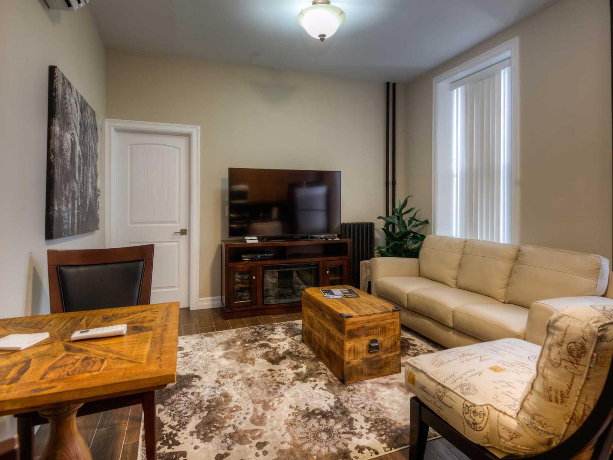Two-Bedroom Premium Suite