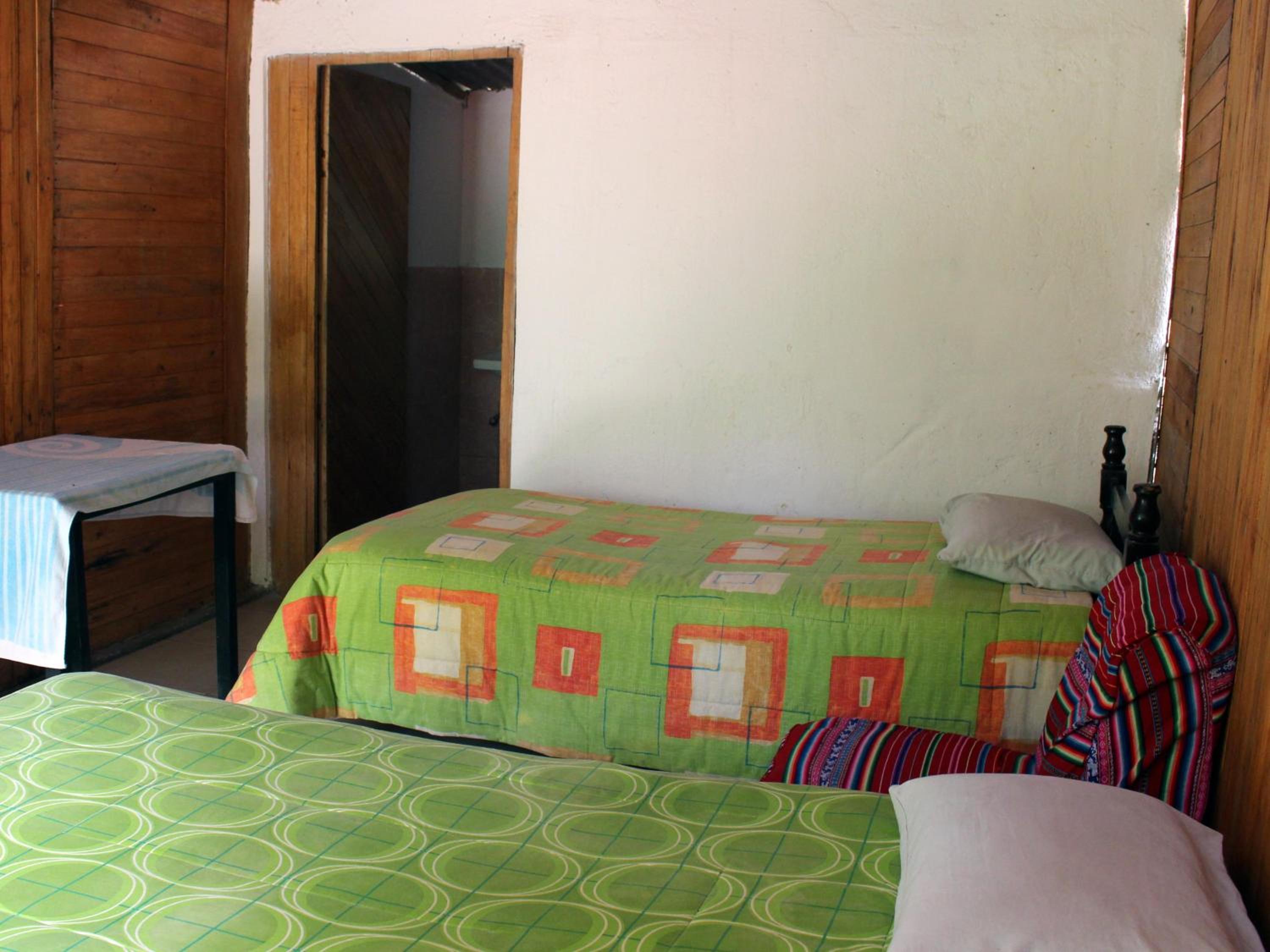 Twin Room with Private Bathroom photo 2