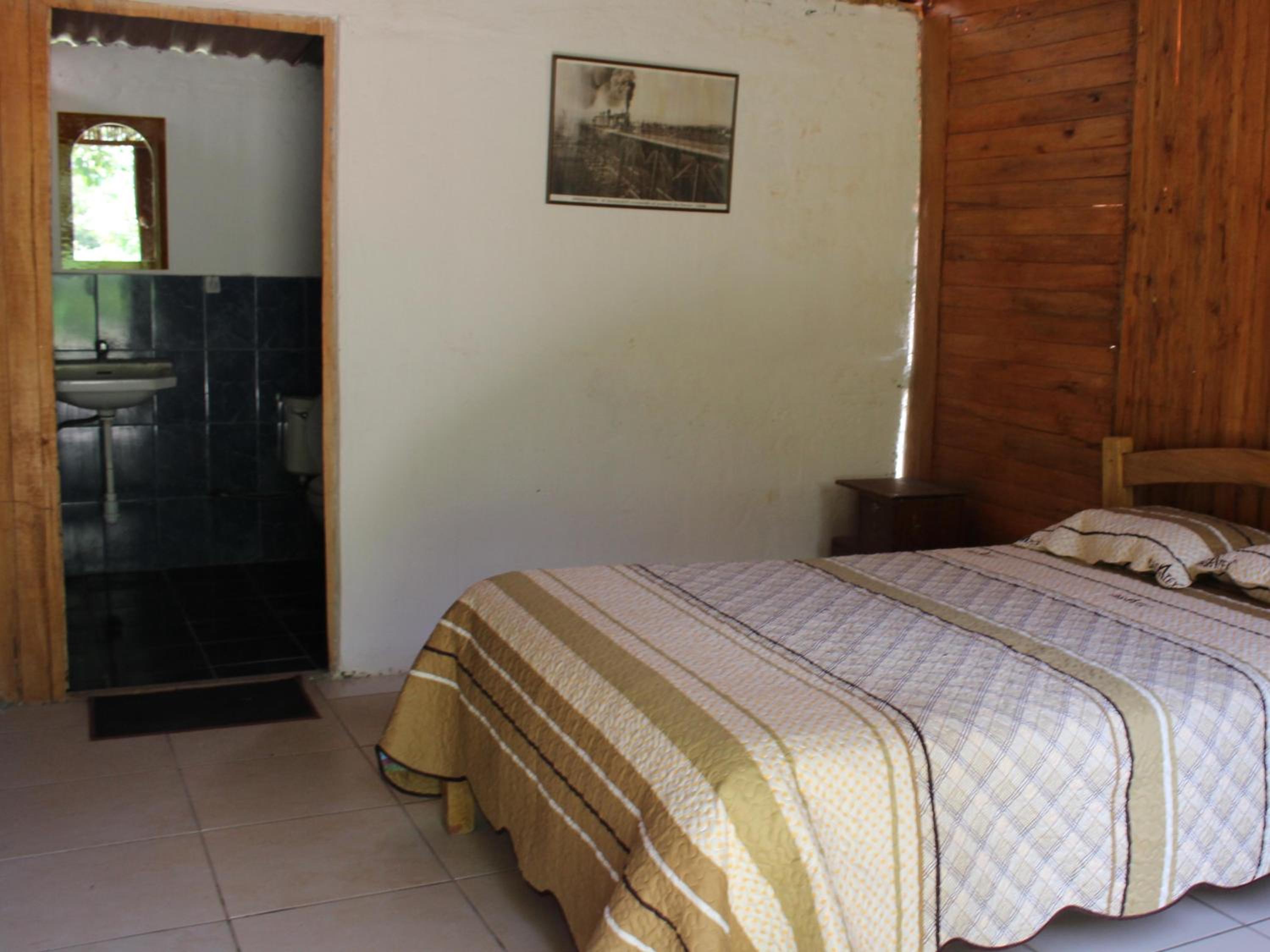 Double Room with Private Bathroom photo 2